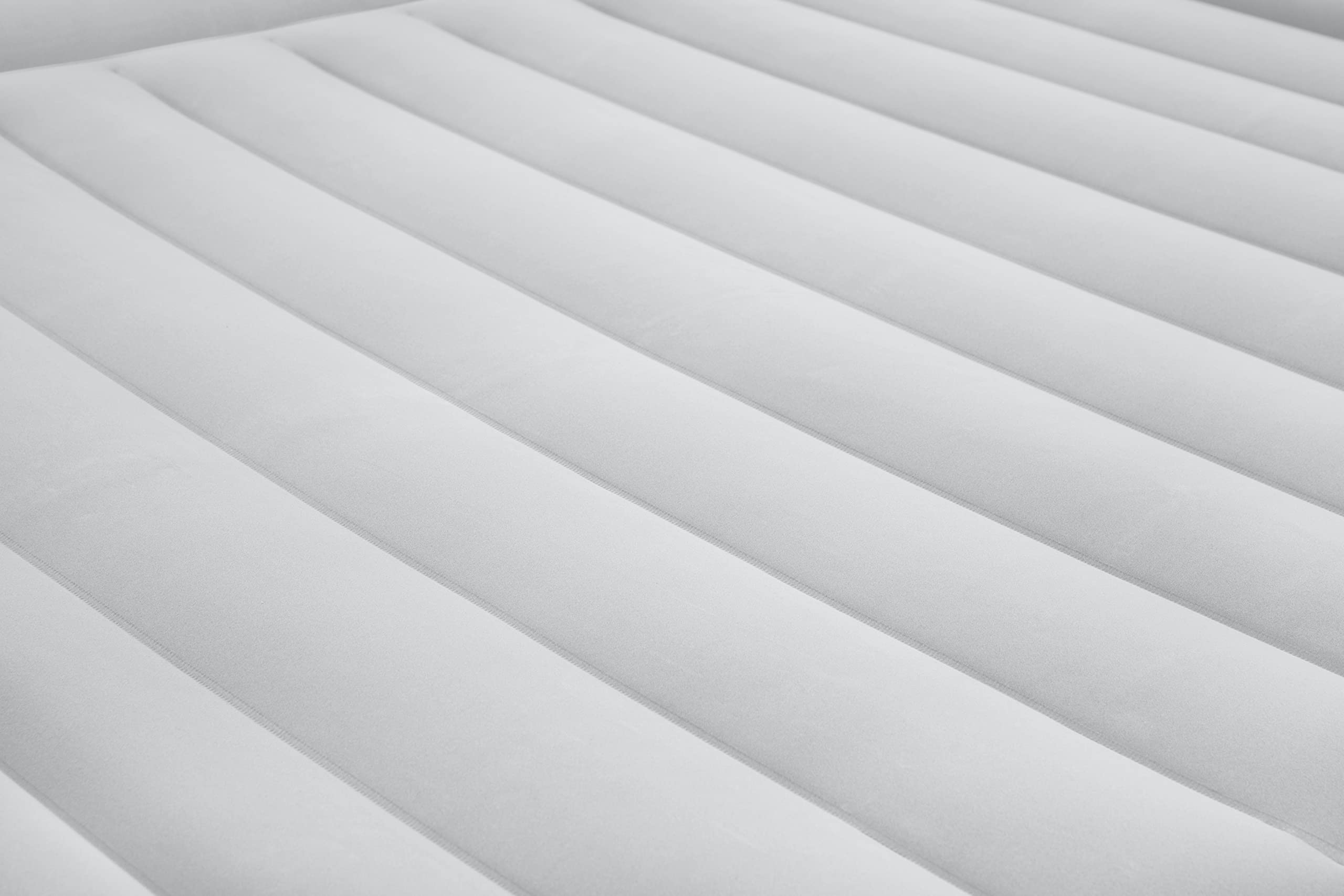 Bestway 80" x 76" x 22"/2.03m x 1.93m x 56 cm Tritech Air Mattress King Built-in AC Pump