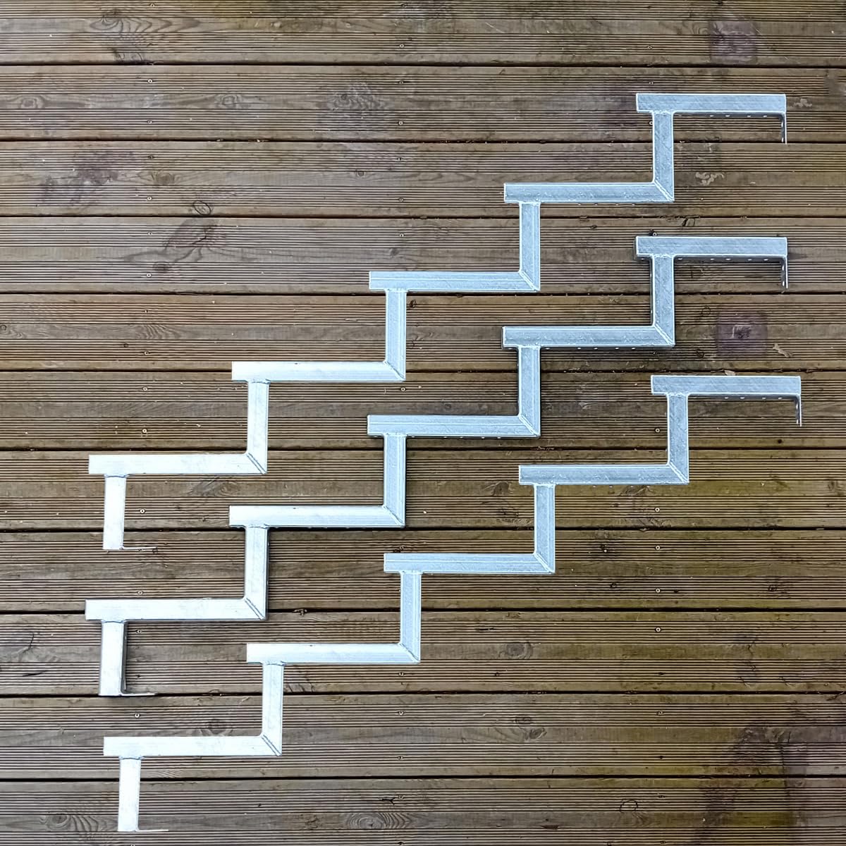 Set da 3 pezzi - Cosciale acciaio zincato – 5 gradini – H85cm-Vinuovo