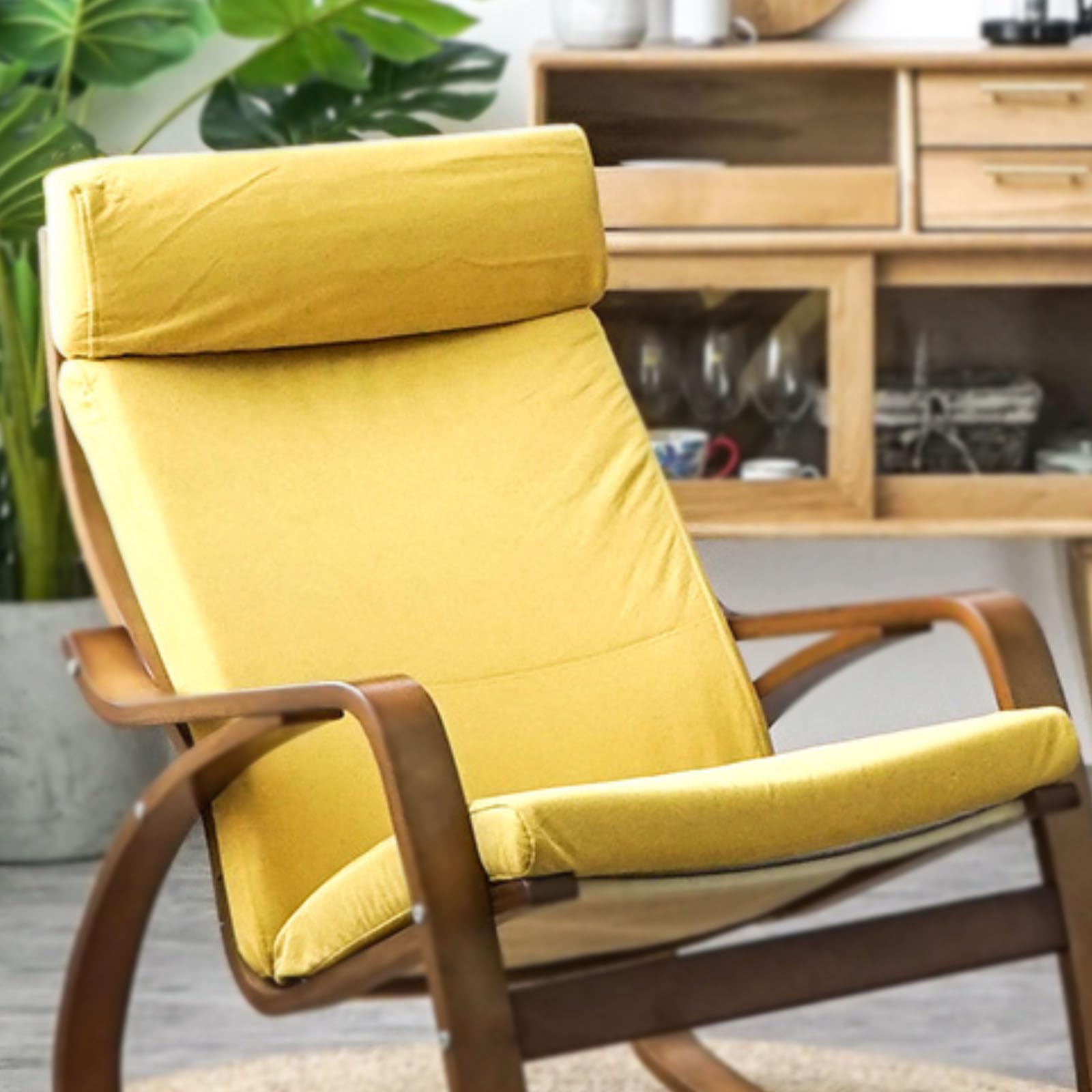 Fauteuil Louis Met Kussen - beige Spark € 699,- ⋆ Eleonora ⋆ Löwik Meubelen Fauteuil Louis Met Kussen - beige Spark € 699,- ⋆ Eleonora ⋆ Löwik Meubelen