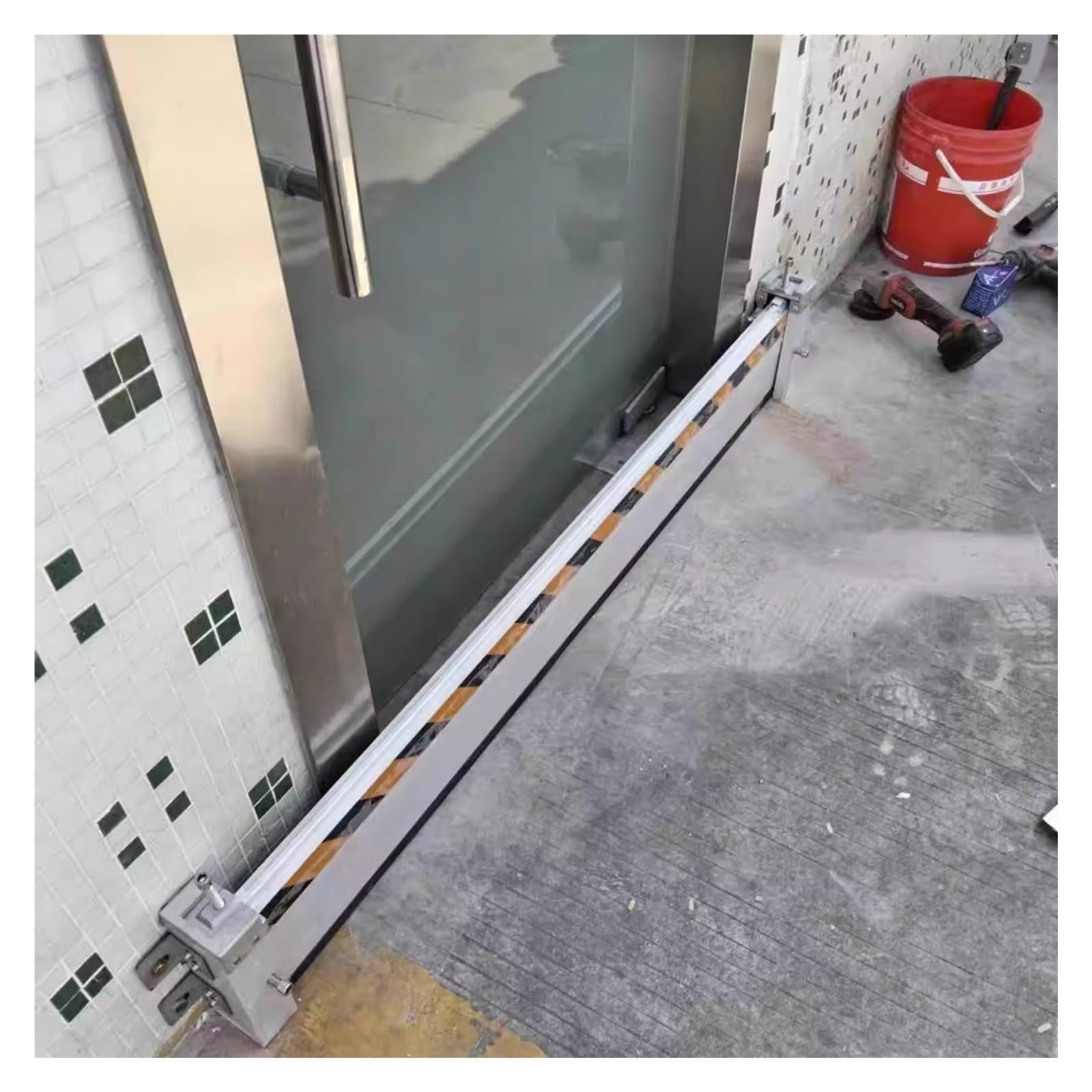 Barrière anti-inondation en aluminium H20 cm L320 cm pour garage