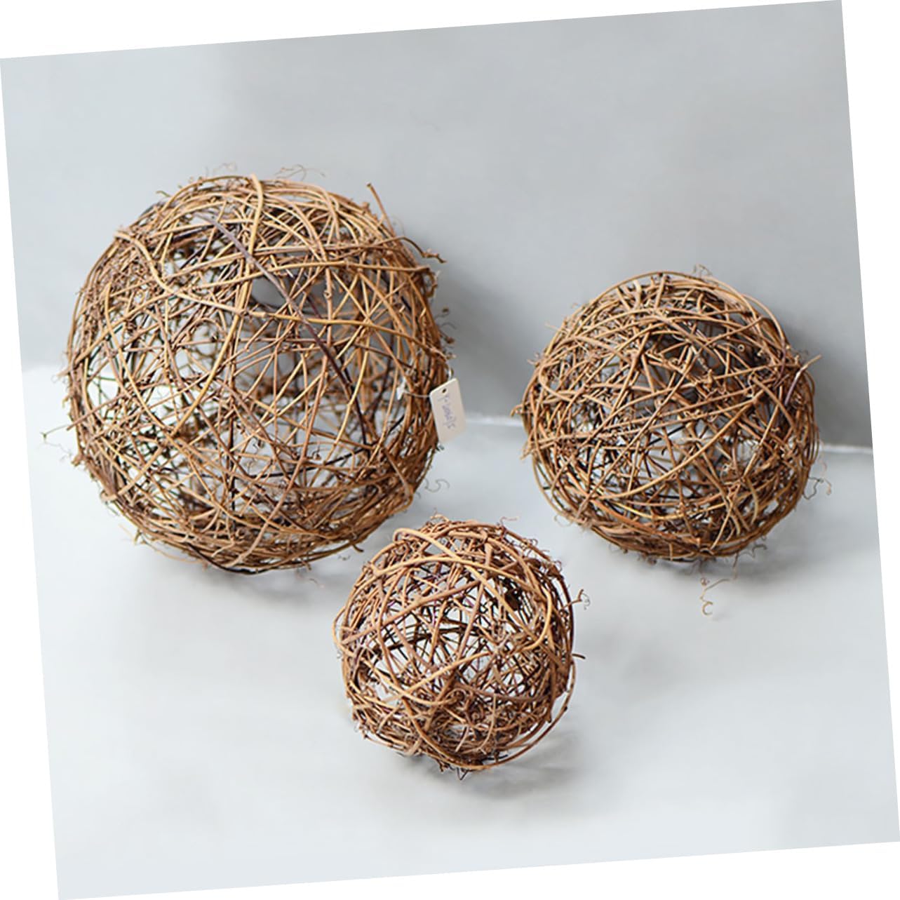 Cabilock 3pcs Rattan Balls Decorative Natural Garden Ornaments Balls for Wedding Party Adornment