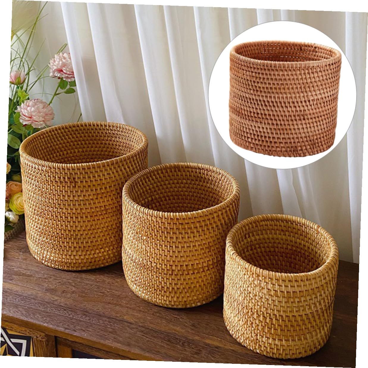 SHINEOFI Cestino in Rattan a Forma Rotonda Stile Pastorale Piccolo Portaoggetti Versatile per Casa e Scrivania Design Naturale e Decorativo per Organizzare Accessori e Rifiuti
