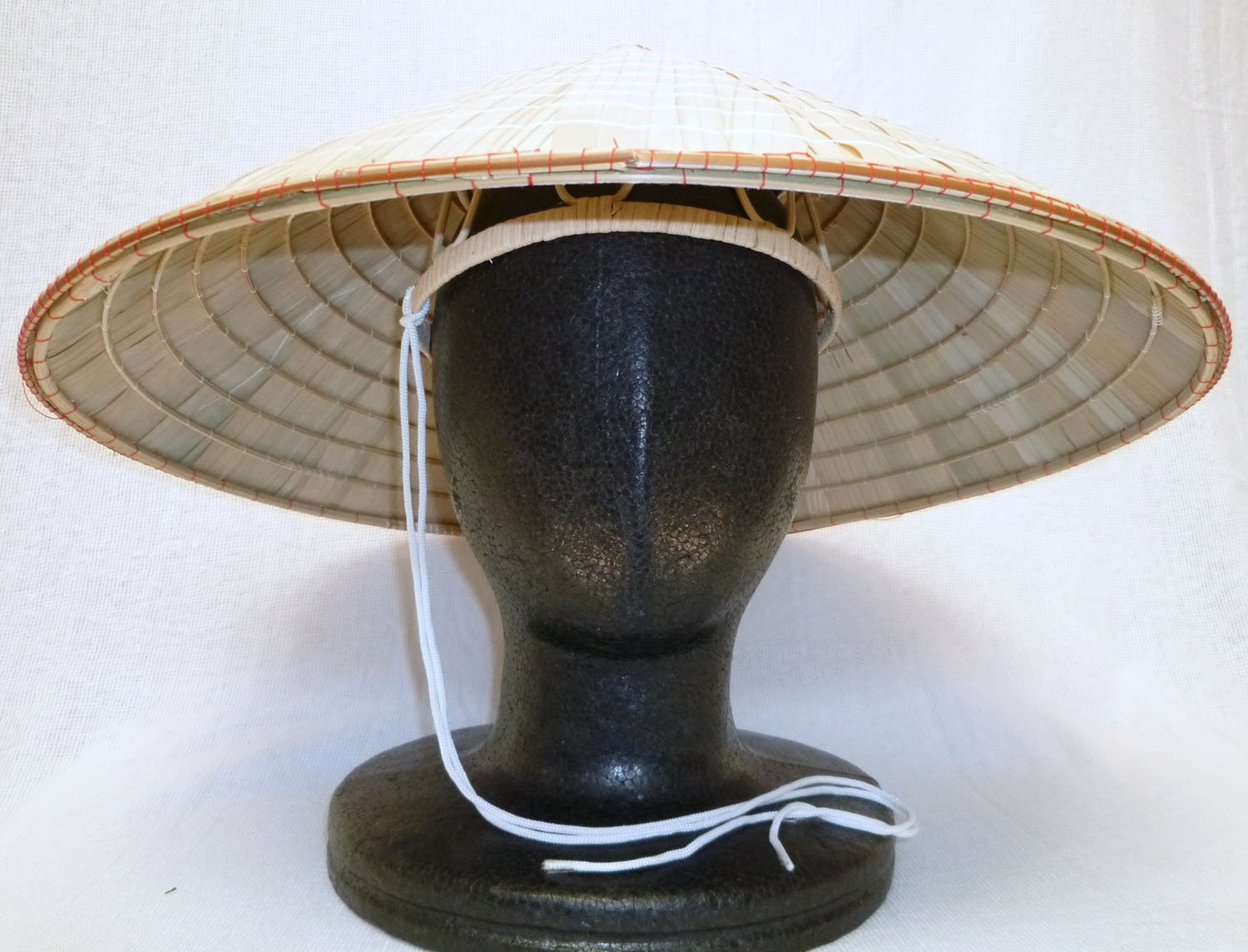Amazon.co.jp: ベトナム笠大 台座(五徳)付（菅笠 すげ笠） : ホーム