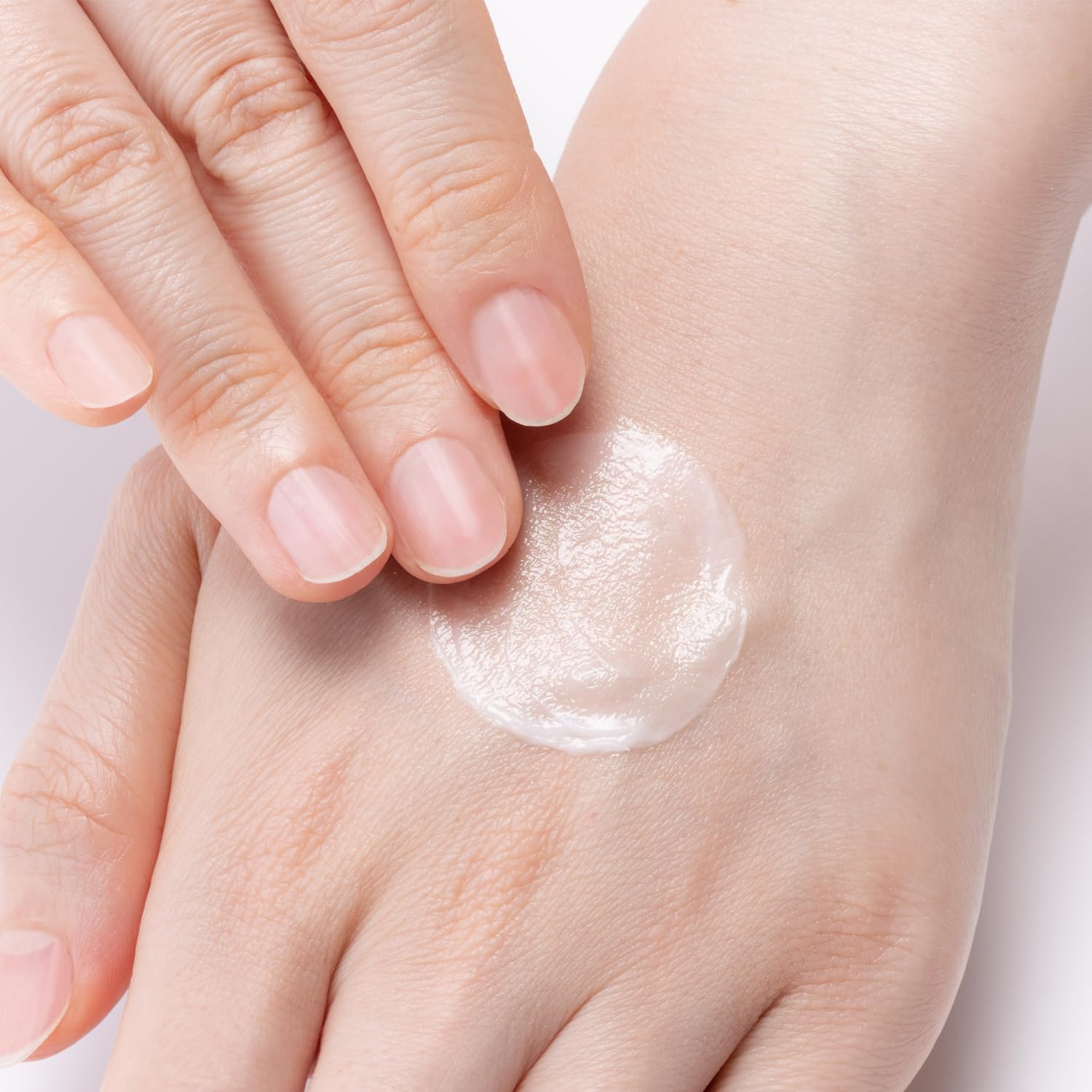 Amazon.co.jp: 【医薬部外品】コエンリッチ 薬用ホワイトニング ハンド