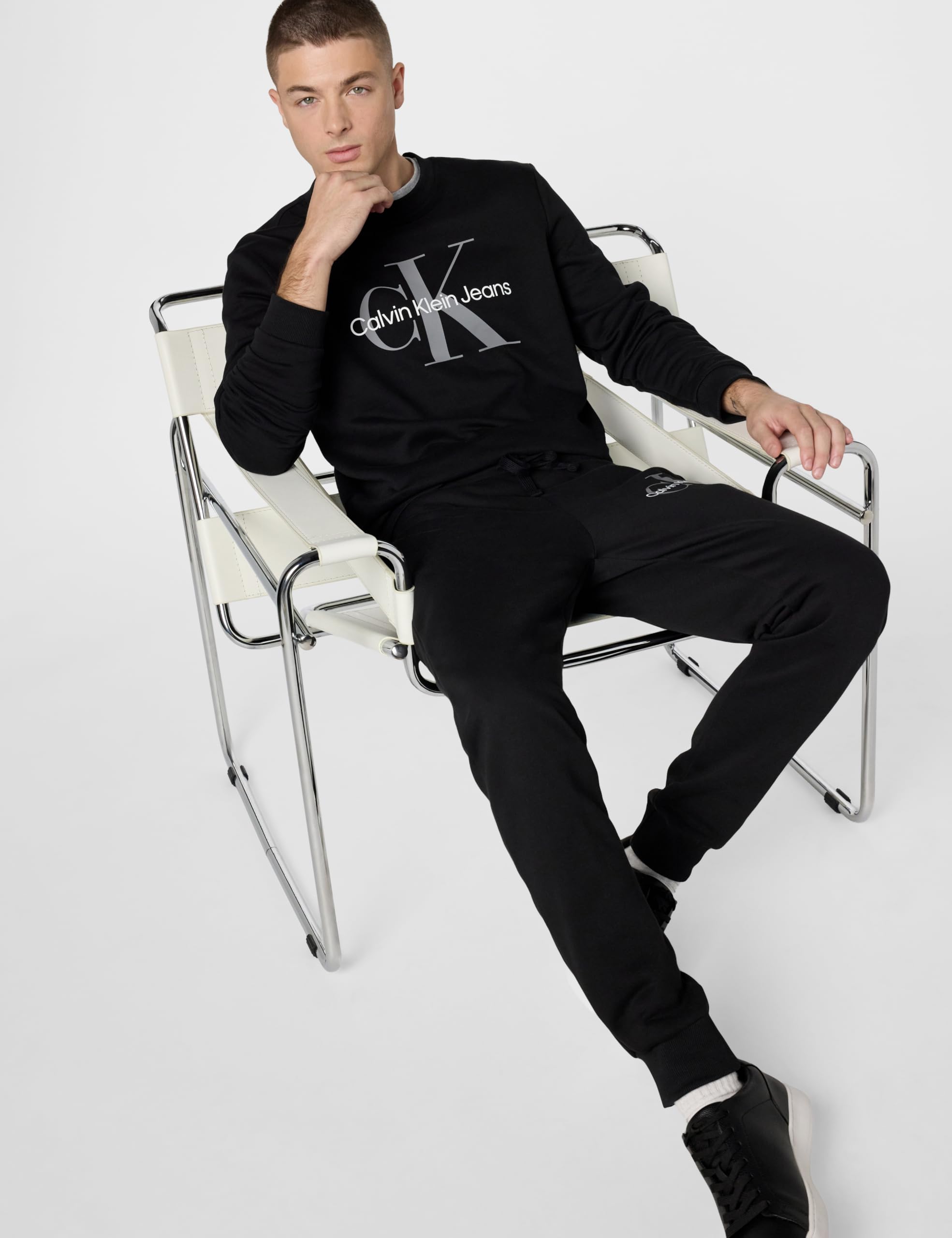 Calvin Klein Men's Monogram Logo Crewneck Sweatshirt