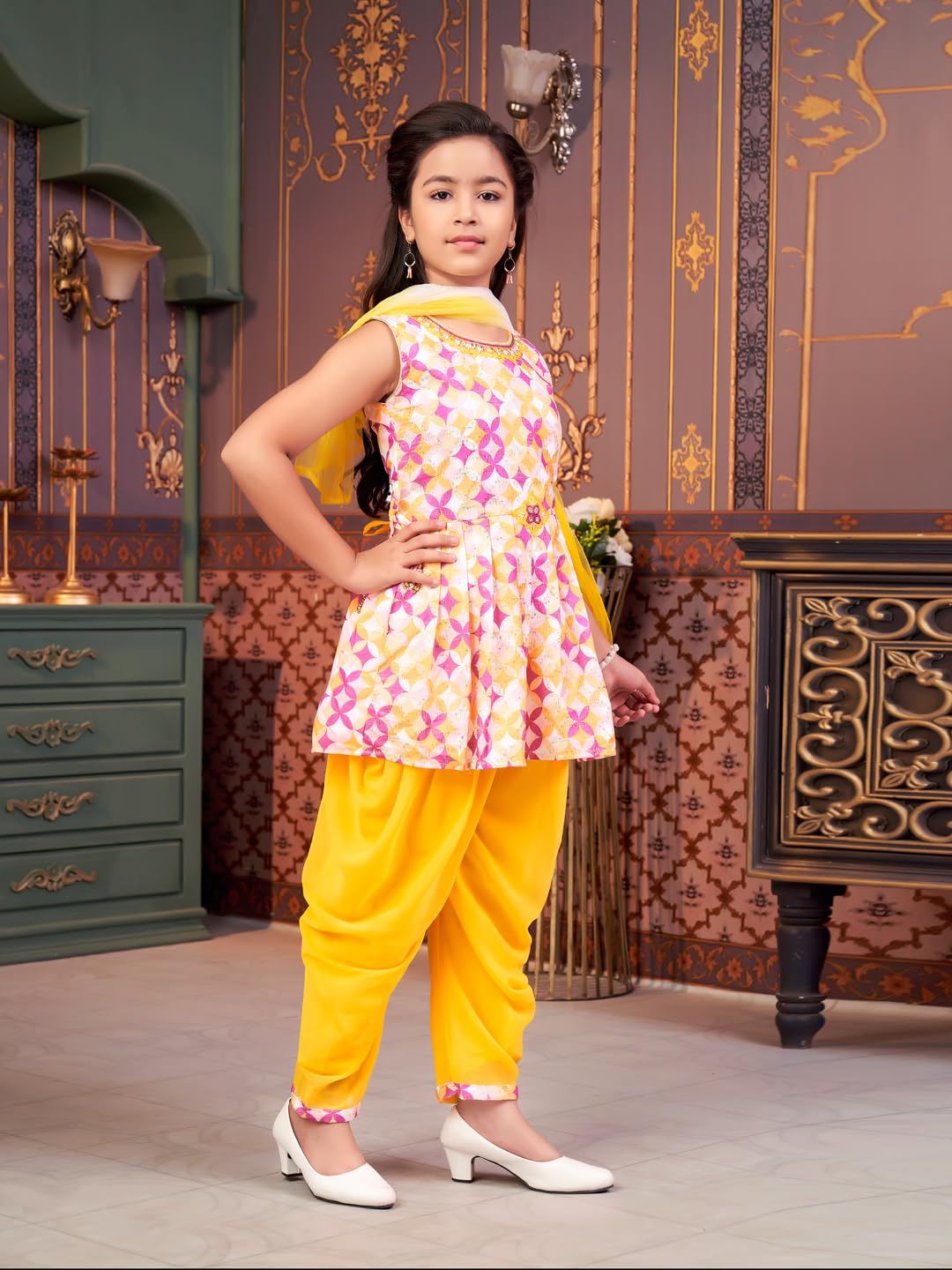 Aarika Girls Ethnic Wear Yellow Colour Floral Print Beads Embroidery Cotton Blend Dhoti Kurta Set With Dupatta-4-9 Years (Dh-Shm-5017)
