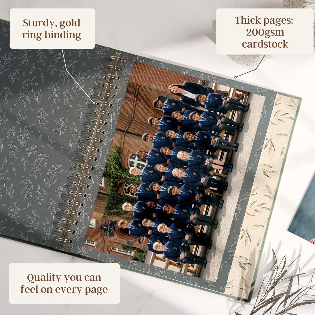 Peachly Erinnerungsbuch für Schuljahre und Schulfotoalbum, Andenken, Smaragd | Schulanfang & letzter Schultag, PreK-12 Organizer und Sammelalbum für Kinder, Schulbilder, Fotos und Erinnerungsstücke