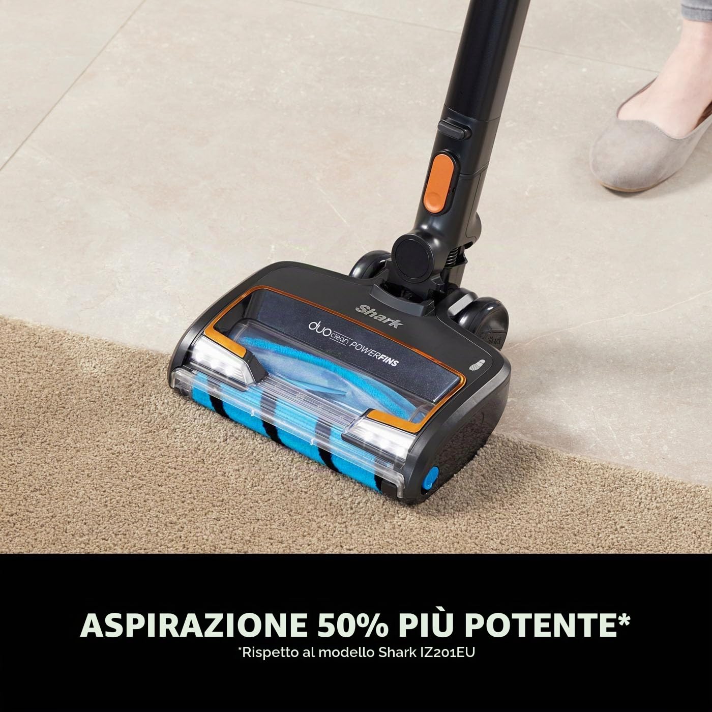 Shark Aspirapolvere Senza Fili DuoClean, Fino a 60 Minuti di Autonomia, Senza Sacco, con Tecnologia Antigroviglio, per Tutti i Tipi di Pavimenti e Tappeti, Anti-Allergeni, Nero/Rame, IZ300EU