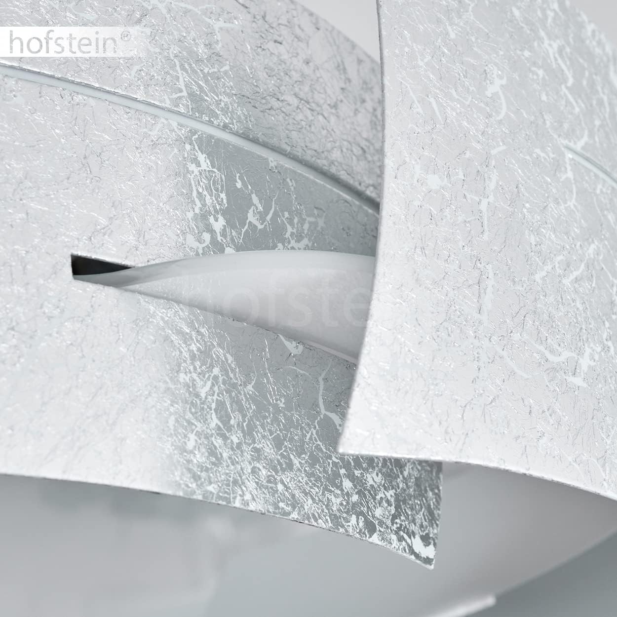 Close-up of the HOFSTEIN Novara ceiling light showing the area for glass plate insertion