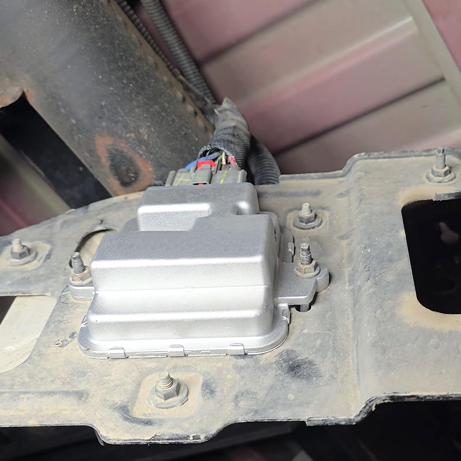 Trailer Brake Control Module TBCM Compatible with Chevy Silverado Suburban Tahoe Colorado GMC Sierra Yukon Canyon Cadillac Escalade Replaces GM 23337305 23114650 23104453