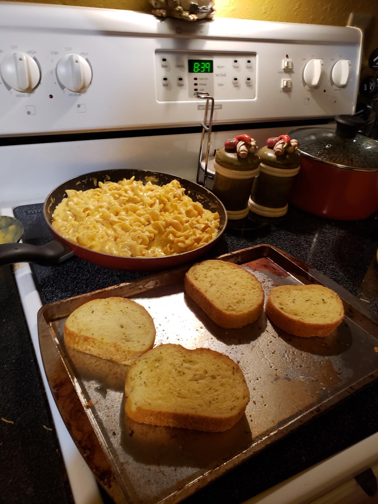 Tuna Helper Cheesy Pasta 5.3 Ounces Everything Else
