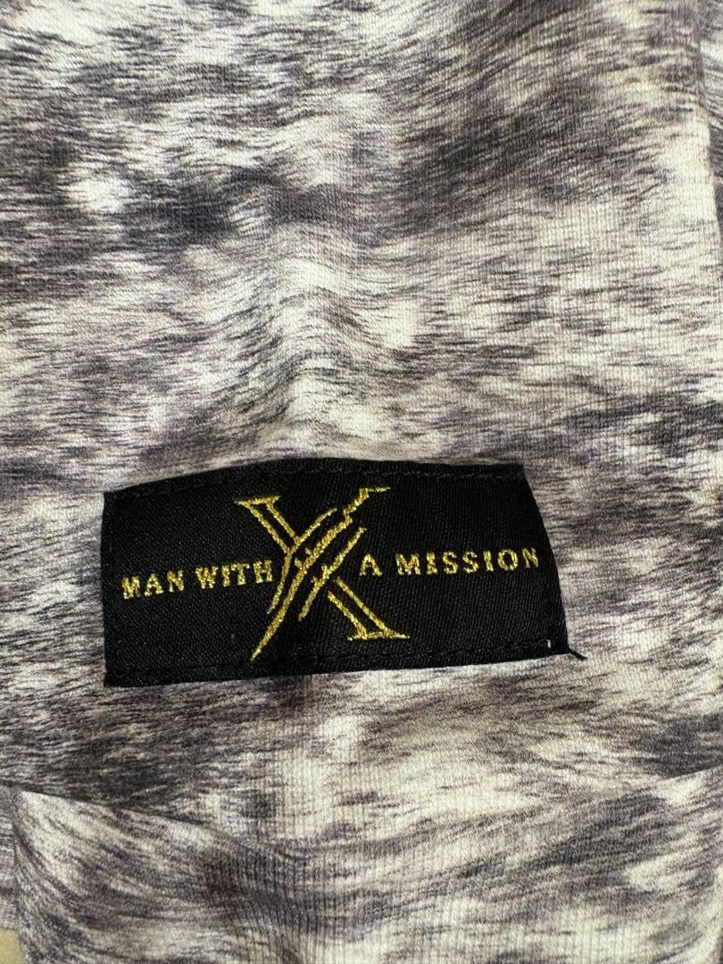 MAN WITH A MISSION 10周年 お毛並みパーカー Lサイズ Amazon.co.jp: MAN WITH A MISSION 10周年記念 パーカー Lサイズ