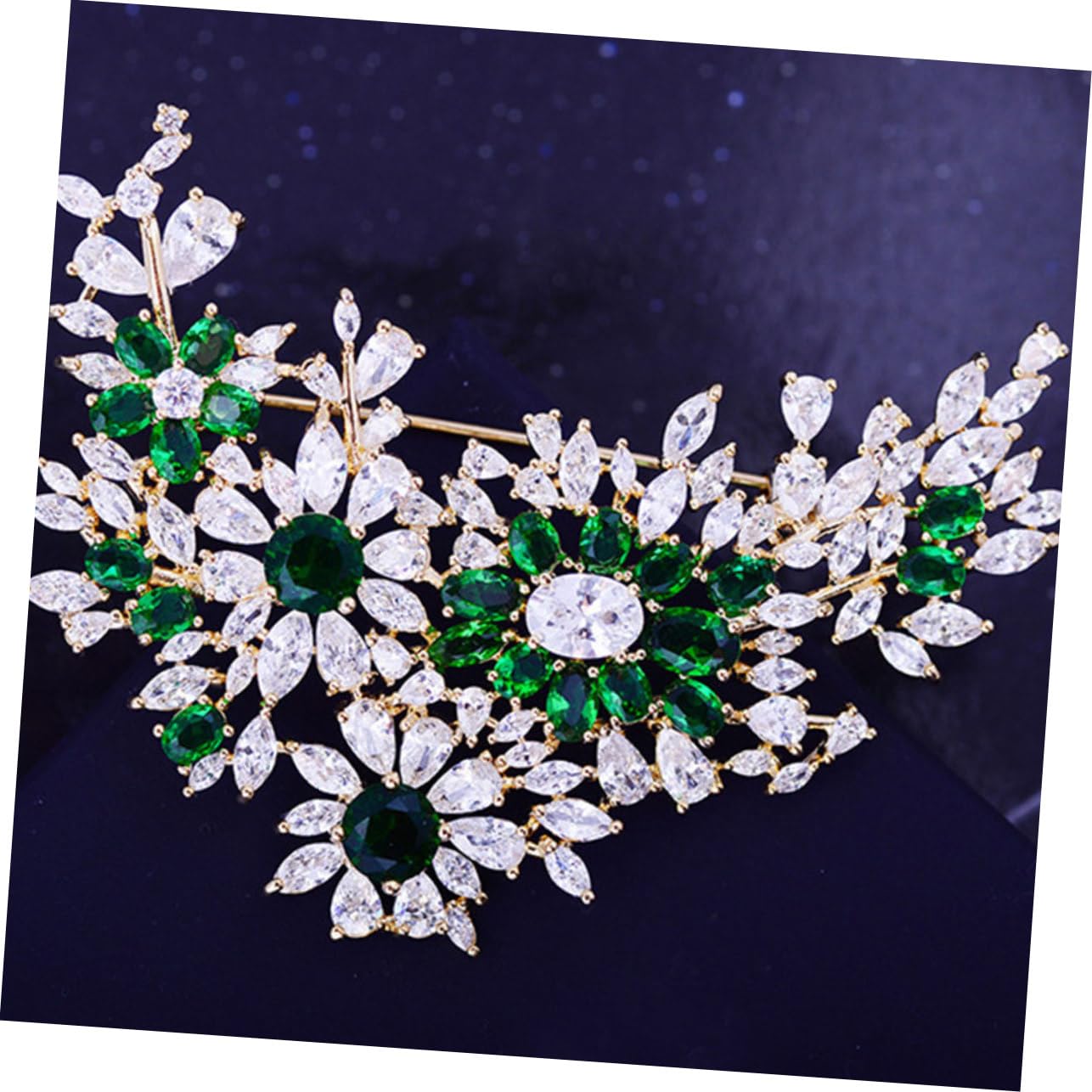 LIFKOME Spilla Decorativa Zircone Verde Per Cappotto e Cardigan Elegante Spilla Appesa Per Donna Accessorio Versatile Per Moda e Stile Personale