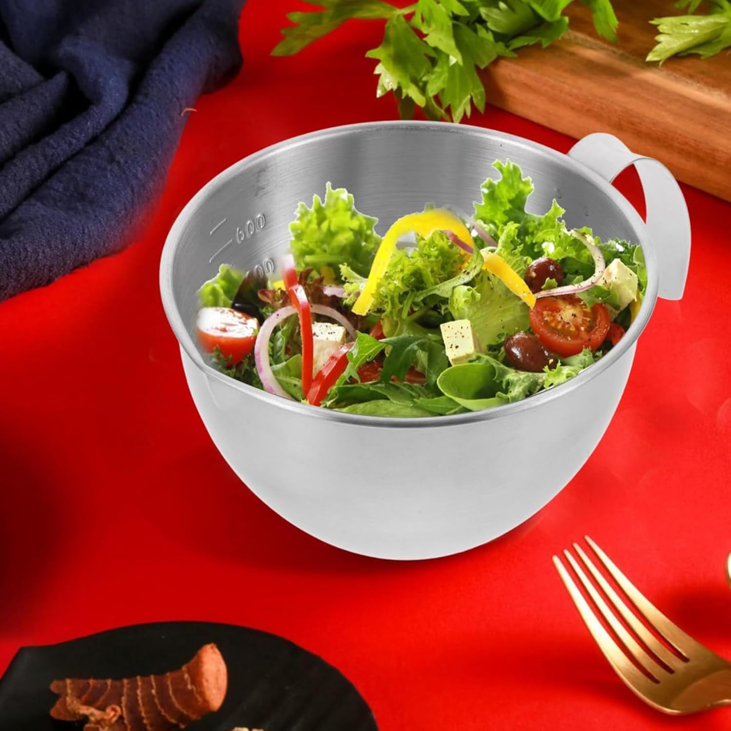 EdirFtra Stainless Steel Mixing Bowl with Handle and Measuring Scale, Food Preparation Bowl for Grilling Salad Dressing and Kitchen use, 600ml