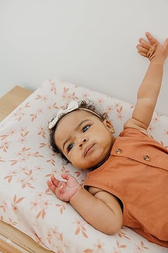 Miniatura 4 de Copper Pearl Funda de punto prémium para cambiador suave, elegante y universal para todos los cambiadores de pañales estándar, fundas de cambiador