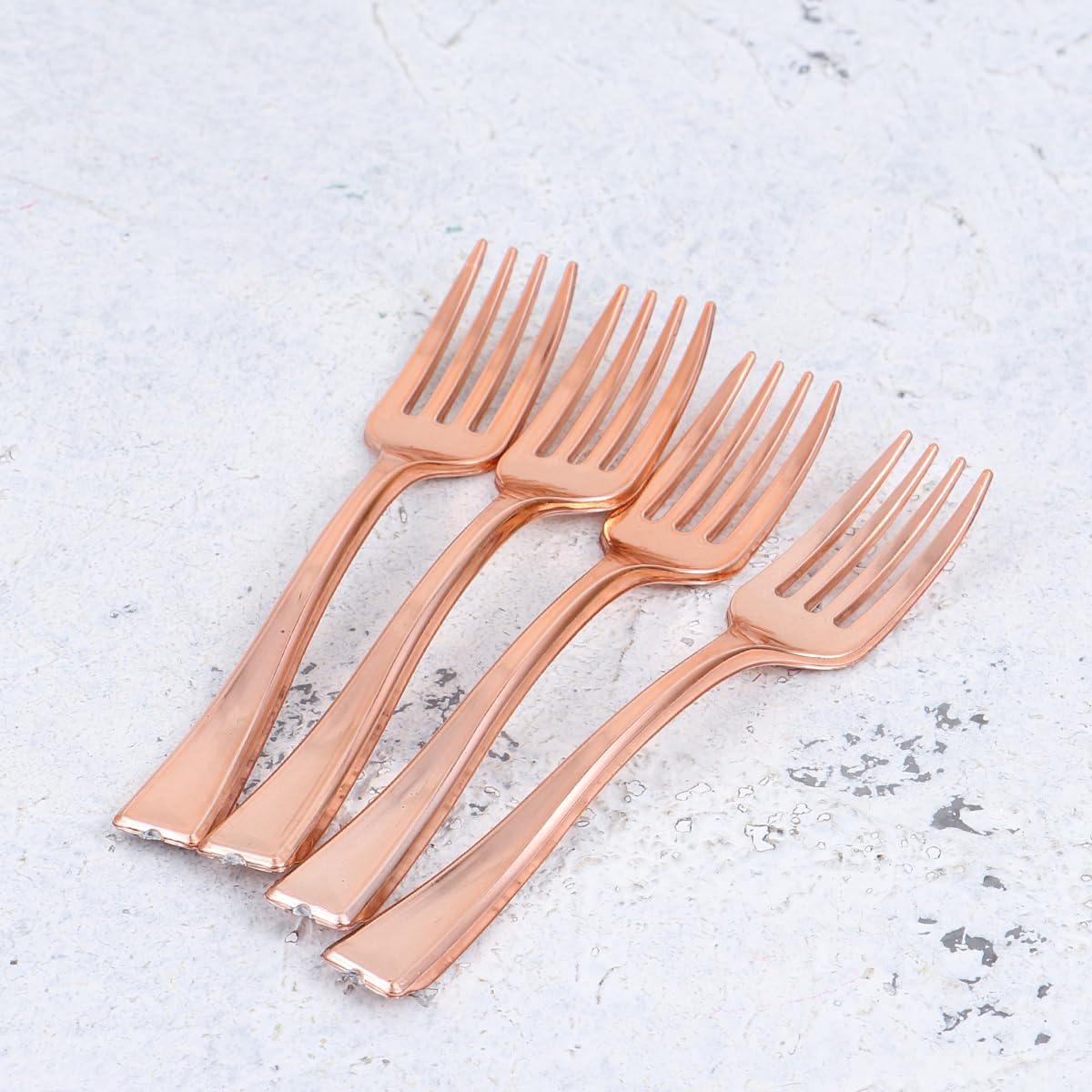 Cabilock Mini Forks Disposable Fruit Forks Plastic Dessert Forks for Cake Pudding Appetizers Small Samples 3.85 in Flatware for Catering Banquets Weddings Reunions Party Supplies — Amazon image 6