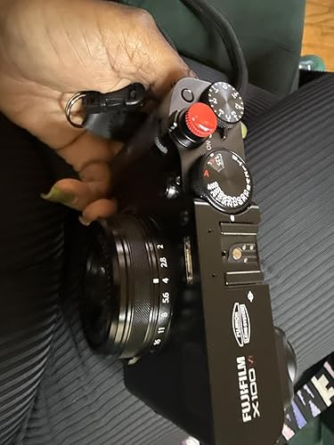 Amazon | Fujifilm X100VI 40.2 MP ミラーレスカメラ 固定23mmF2レンズ
