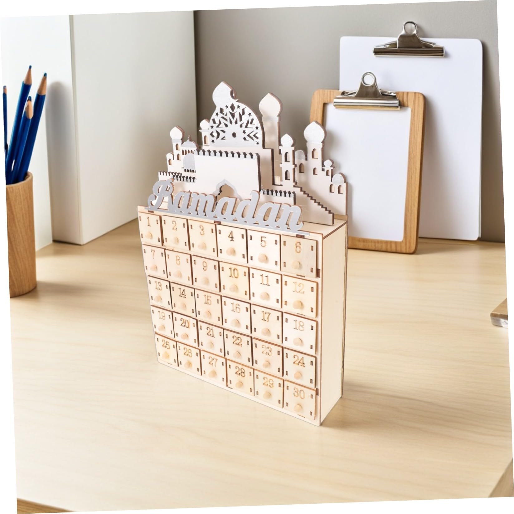 Alasum Calendario del Ramadan in Legno con 30 Mini Cassetti e Luci Led, Decorazione da Tavolo per Conto alla Rovescia Dell’eid Mubarak, Atmosfera Luminosa per Festa Musulmana e Arredo