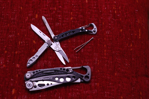 Very good portable scissors, in a very light and compact tool