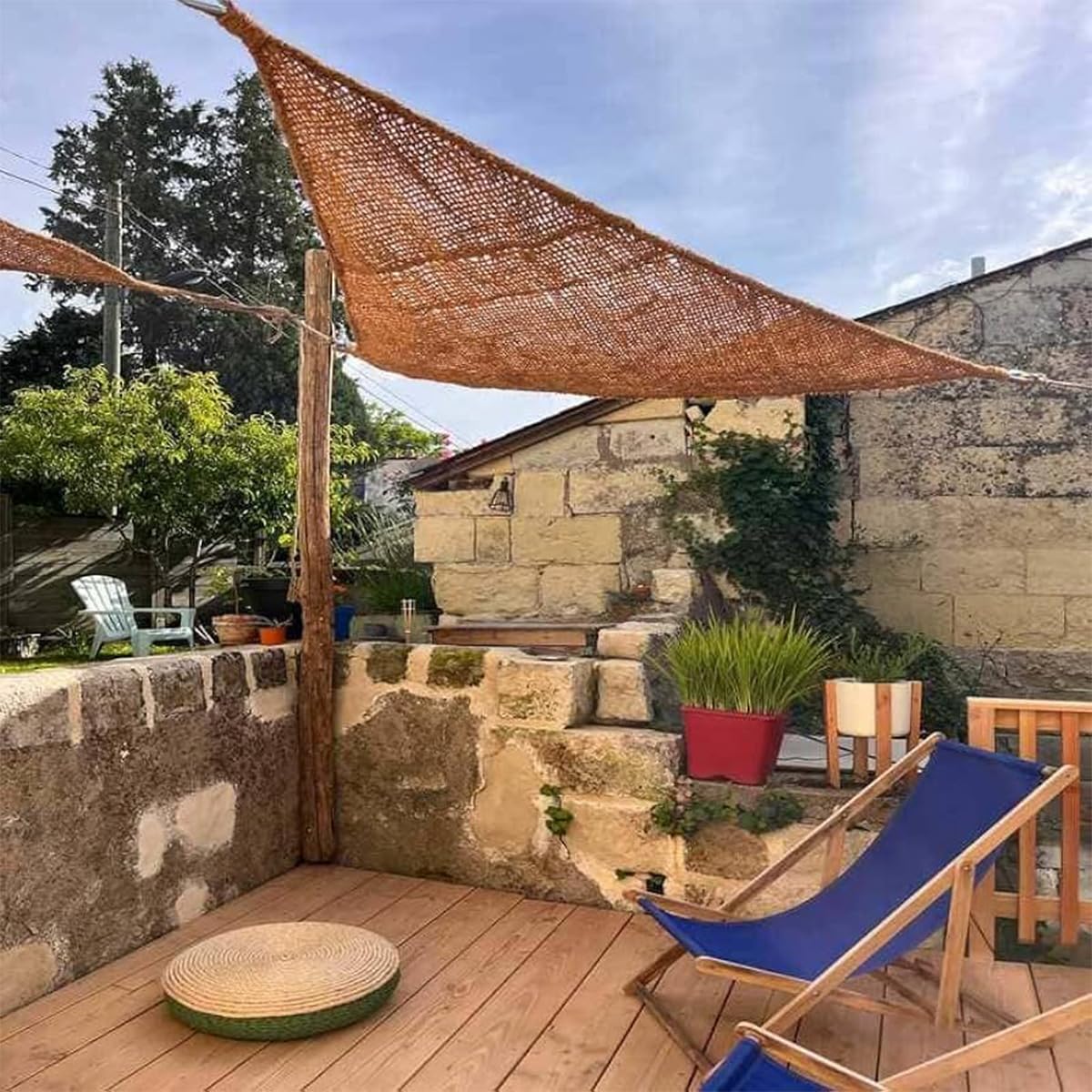 Voile d’ombrage Triangulaire en Fibre Coco 2x2x2m | Format triangle 2x2x2m, Fibre coco, Protection solaire, Style décoratif, Terrasse jardin pergola