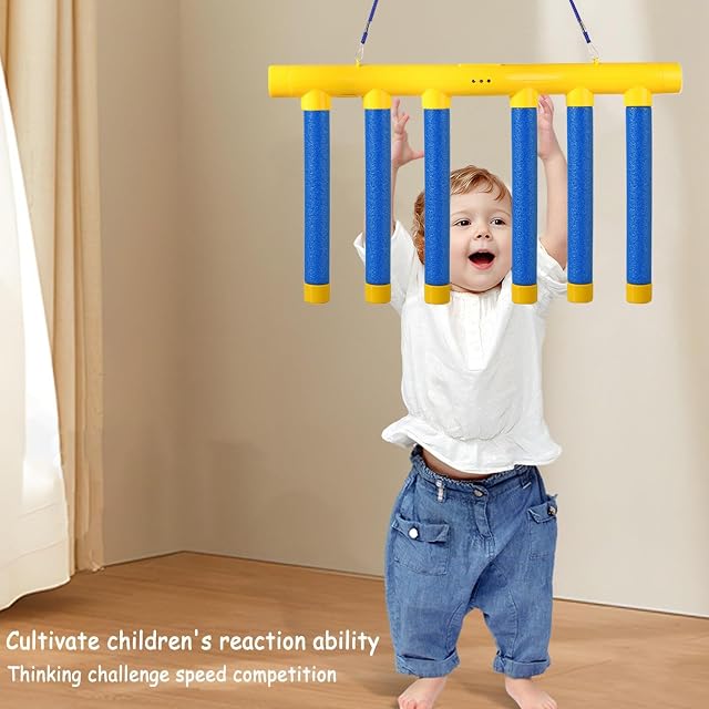 Foto 5 de 8 de Catching Sticks Game
