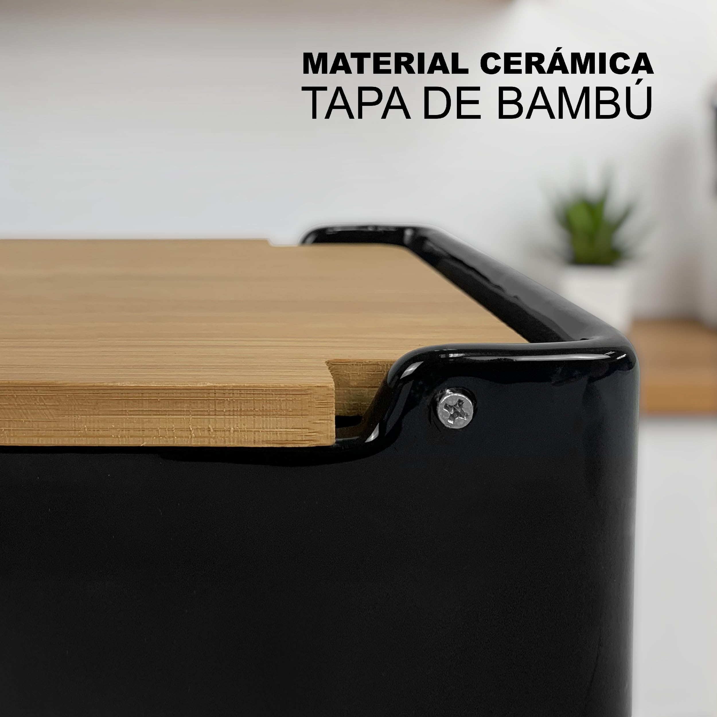 TIENDA EURASIA – Salero de Cocina de Cerámica | Tapa Abatible de Bambú | Color Negro | Medidas 12x12x11 cm | Diseño Moderno y Elegante