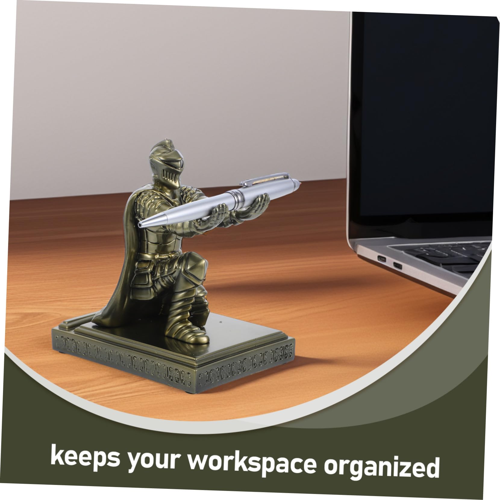 Portapenne Cavaliere e Design Retrò Medievale in Resina Base Stabile Porta Penne Unico Statua Soldato Armatura Oro per Decorazione per Scrivania e Ufficio