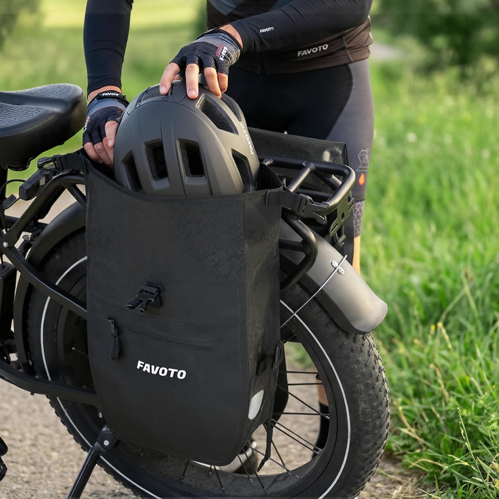 Favoto Borsa per Portapacchi Posteriore Bicicletta, Impermeabile Capacità 48L (2×24L), Design Riflettente, Sgancio Rapido, con Borsa Interna, Adatta per Bici Elettriche, Mountain Bike