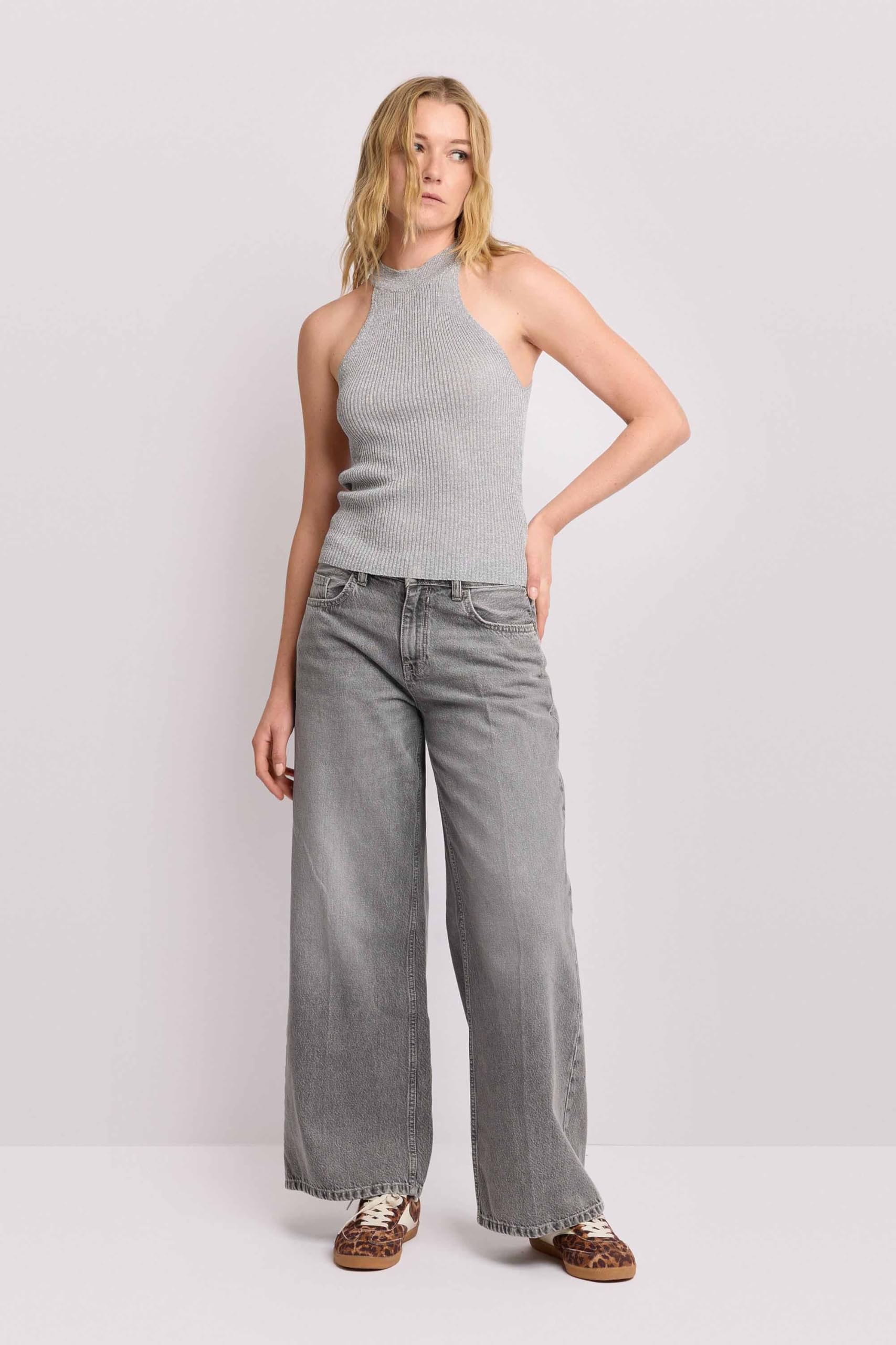 Kocca P26PTP8608ABUN0000 Débardeur à col américain pour femme, couleur unie