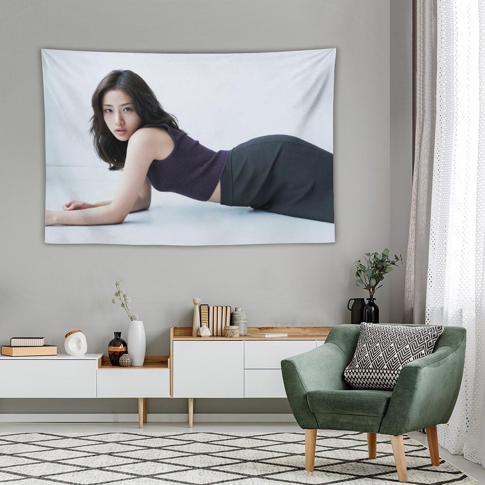 Amazon.co.jp: 石原さとみかわいくて甘いタペストリー ポスター、壁画 