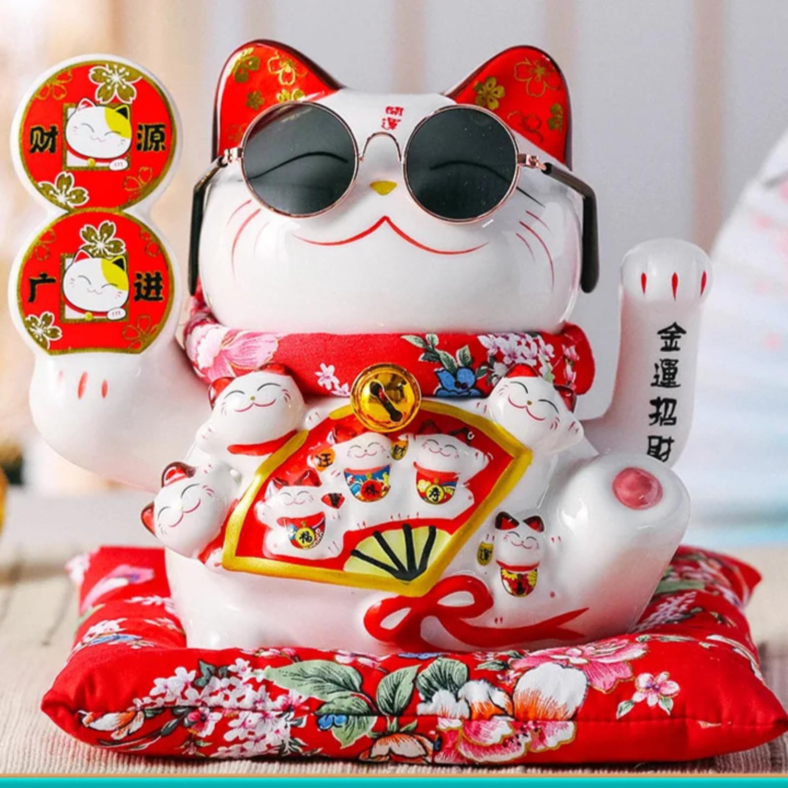 Chat porte-bonheur céramique blanche à bras agitant pour harmoniser votre décoration de maison