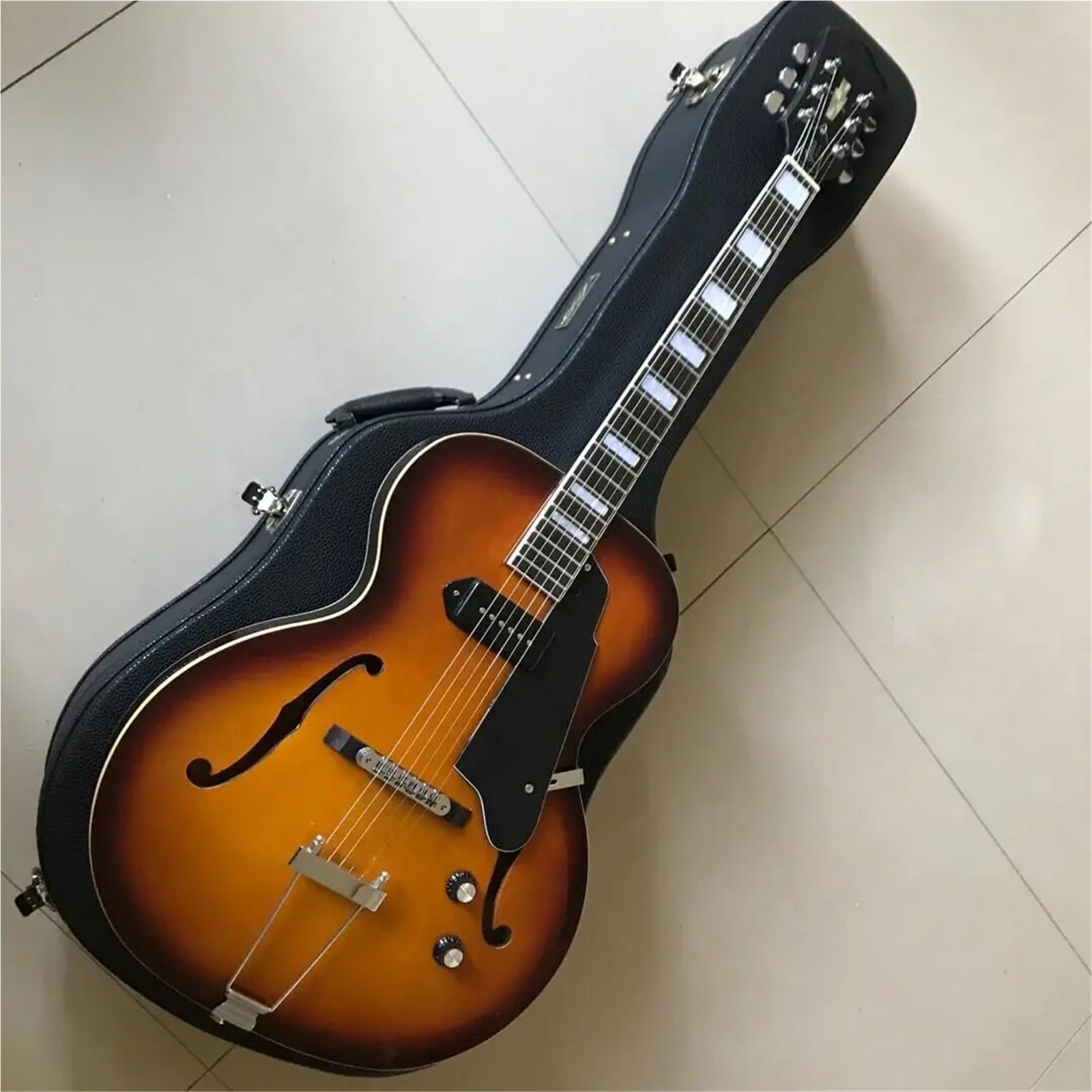 Standard Gitara Elektryczna P90 Pickup Archtop Semi Hollow Gitara Elektryczna Maple 6 Strunowa Profesjonalna Wydajność