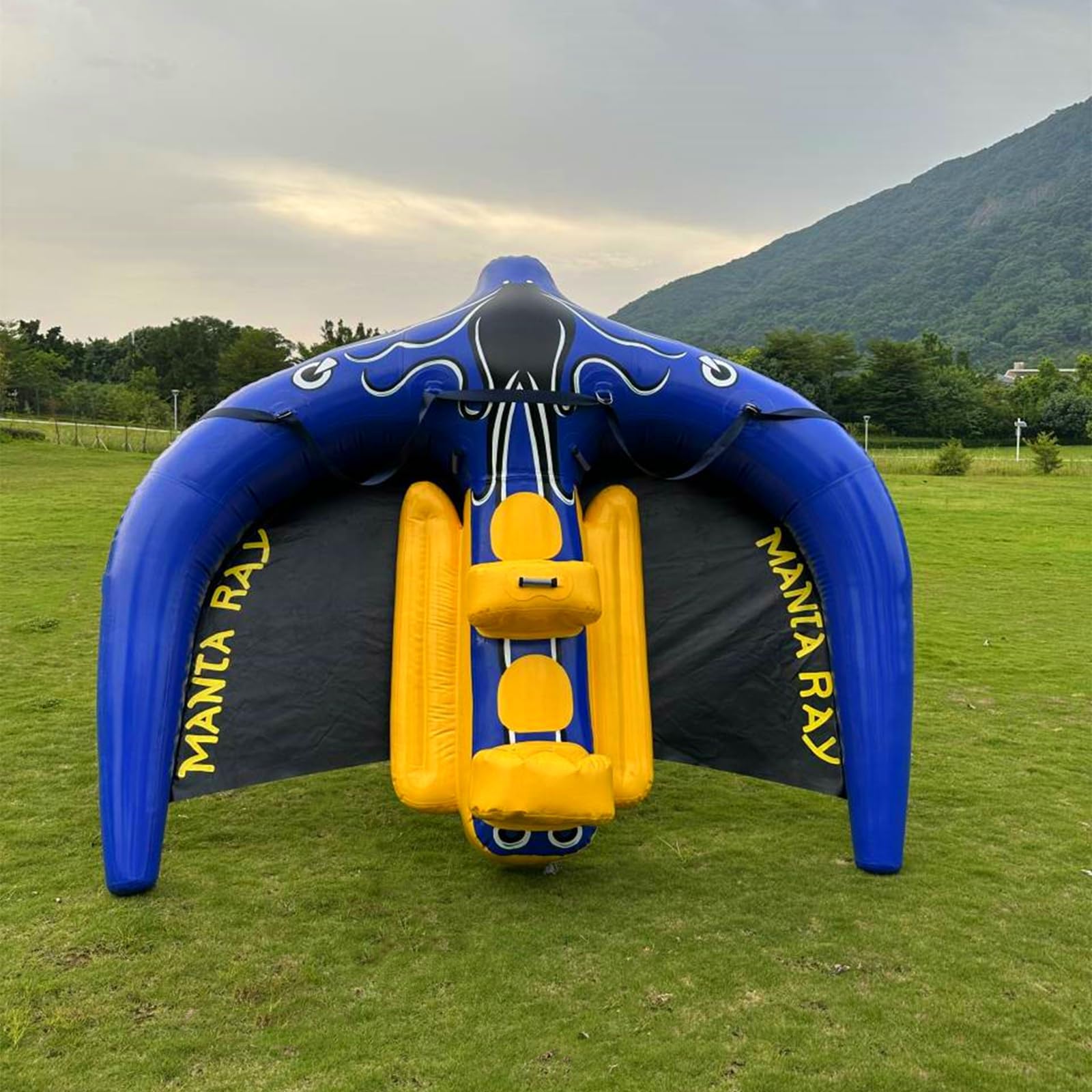 Water Sports Toy PVC Inflatable Manta Flying Ray/Inflatable Manta Water Ray Flying Fish Tube for Sea (11.8 * 7.87ft)