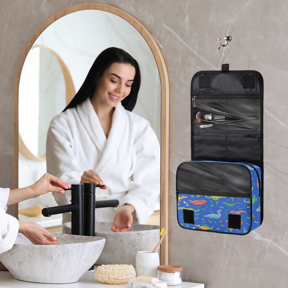 Dinozaur Podróżna Kosmetyczka Niebieski dinozaur Tło Mycie Torba Unisex Wiszące przybory toaletowe Kosmetyczka Organizer do makijażu, wielobarwny, Jeden rozmiar