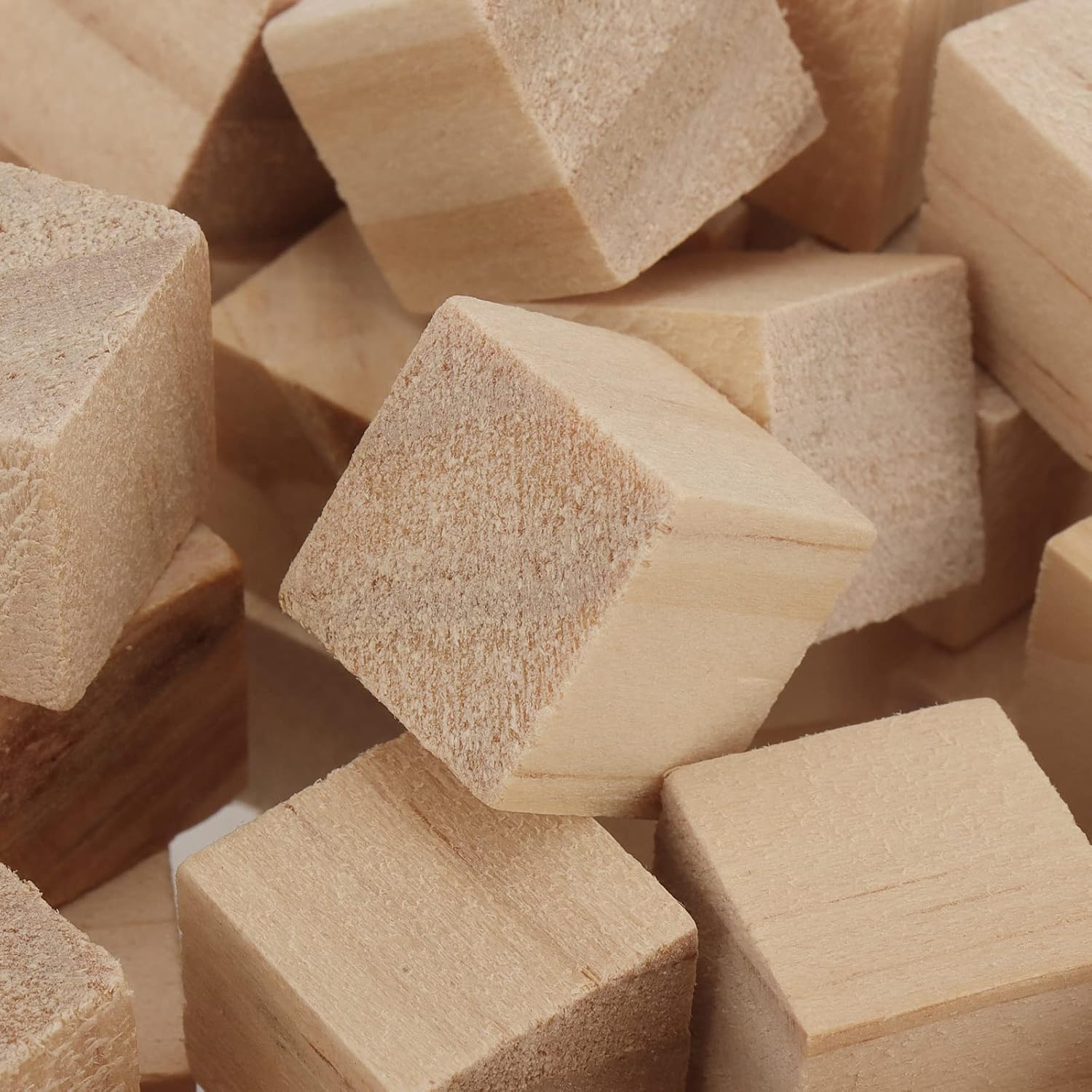 HOZEON 500 PCS 1/2 Inch Wooden Cubes, Natural Unfinished Wood Blocks, Small Wood Square Blocks for Crafts, Painting, Puzzle Making, Decorating, DIY Projects