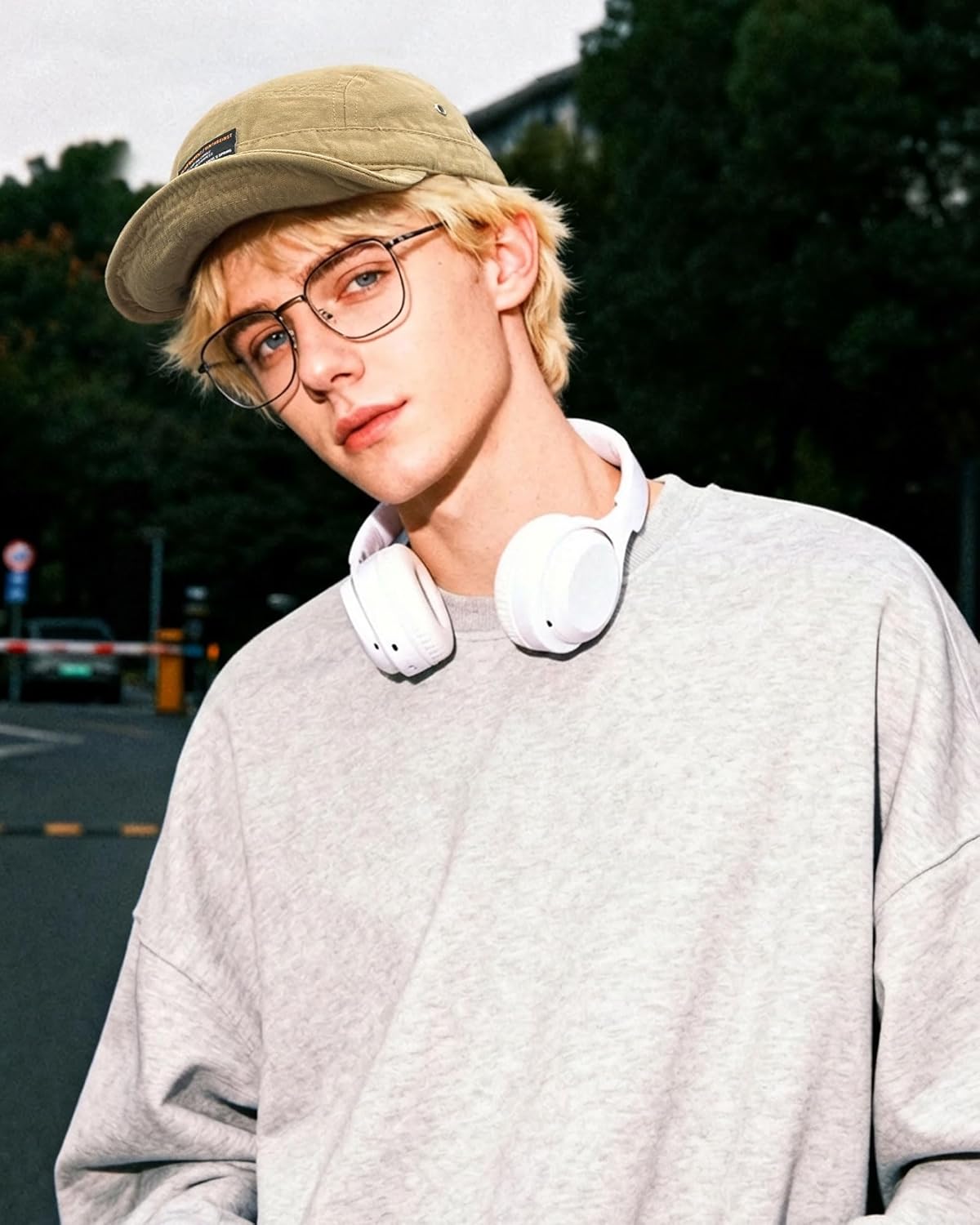 CLAPE Short Brim Baseball Cap 5 Panel Hat Soft Short Bill Trucker Cap Flat Snapback Hats Casual Outdoor Fitted Cap Dad Hats - Image 2