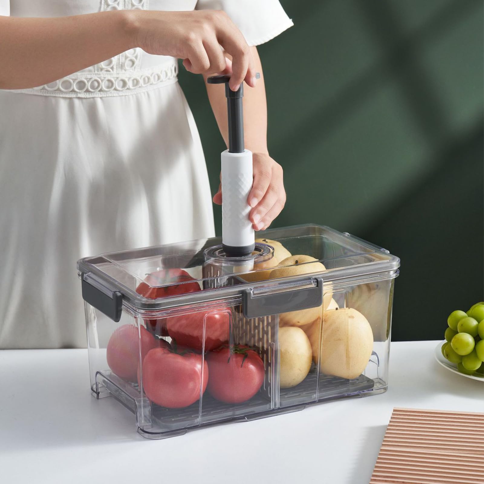 Contenitore per alimenti sottovuoto: contenitore sottovuoto ermetico con