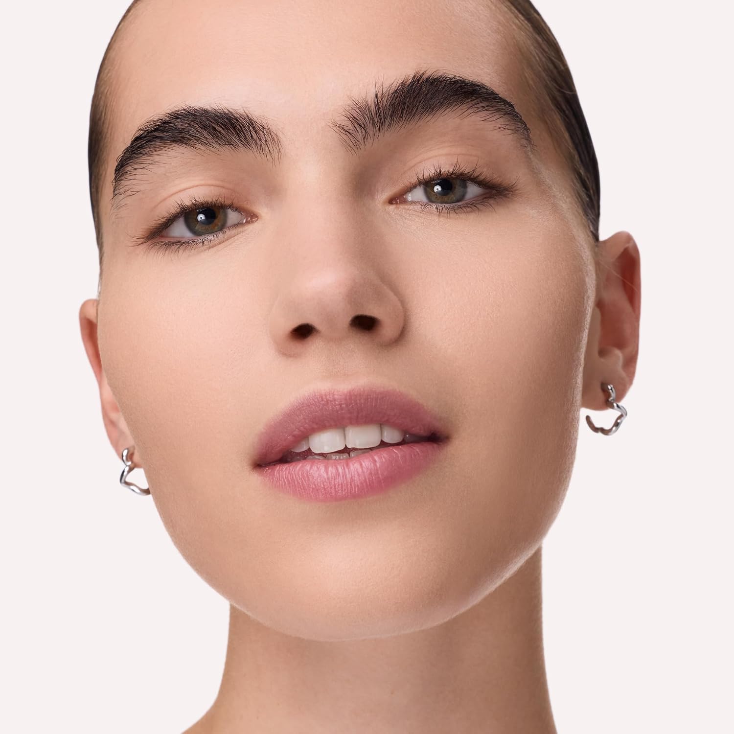 Catrice Soft Blur Matte Airbrush Powder | Lightweight & Mattifying Pressed Setting Powder for Long Lasting Makeup | Talc Free, Fragrance Free, Vegan & Cruelty Free (030W)