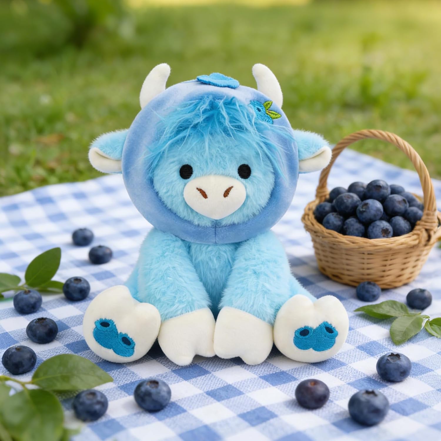 Blueberry Highland Cow Stuffed Animal-8inch Sit Highland Cow Plush Toy with Blueberry Removable Hood, Cute Stuffed Plushies Kawaii Toys, Soft Decorations Stuffy Doll Gifts for Kids Boys Girl