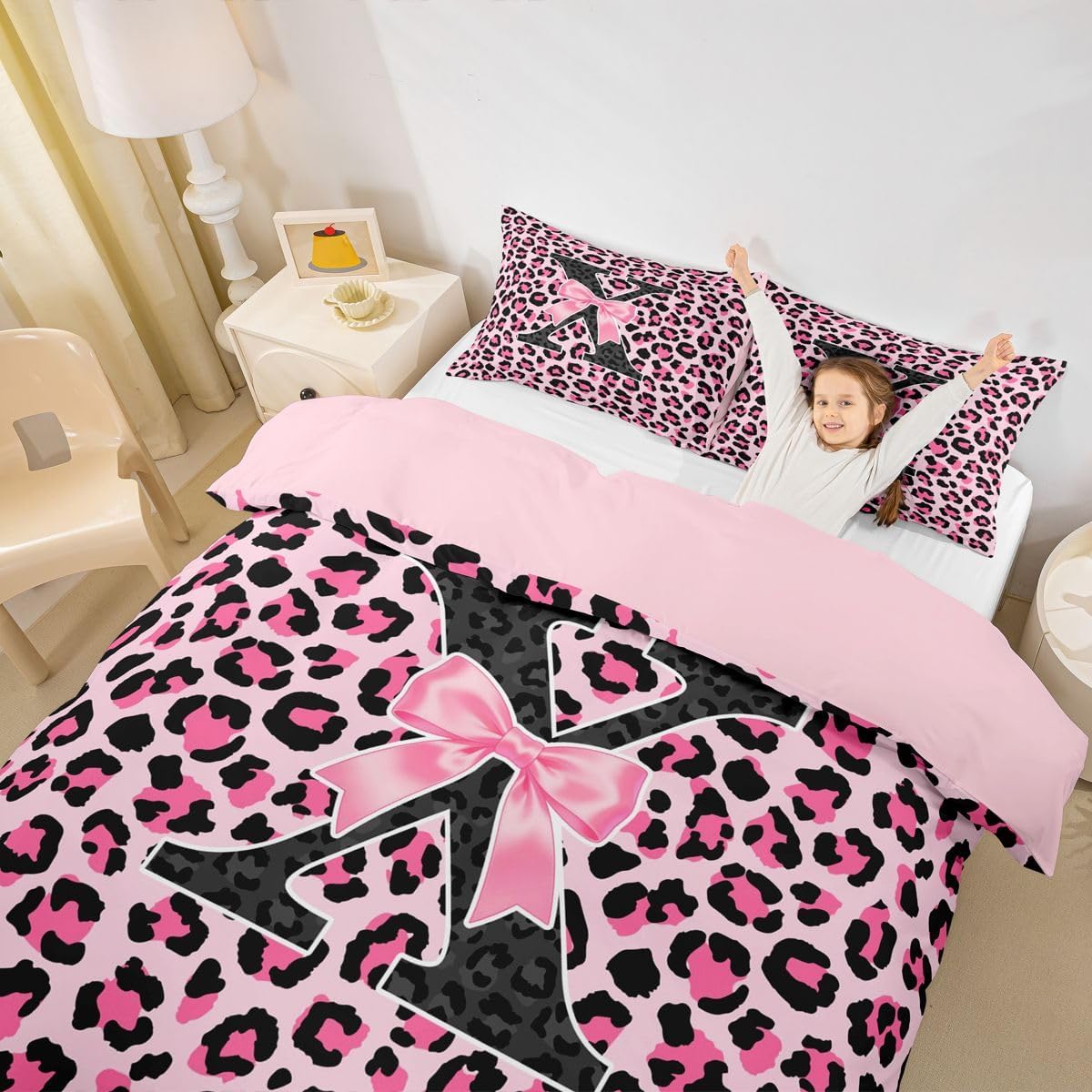 jejeloiu Pink Black Leopard Duvet Cover Toddler Size Initial Letter B Bedding Set for Boys Girls Coquette Bow Comforter Cover Cheetah Bowknot Bedroom Decor 2Pcs