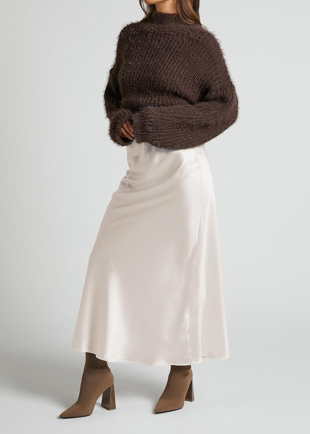 VividMosaic 2026 Satin High Waisted Maxi Skirt Silk A-Line Spring Summer Casual Long Skirts for Women - Image 3