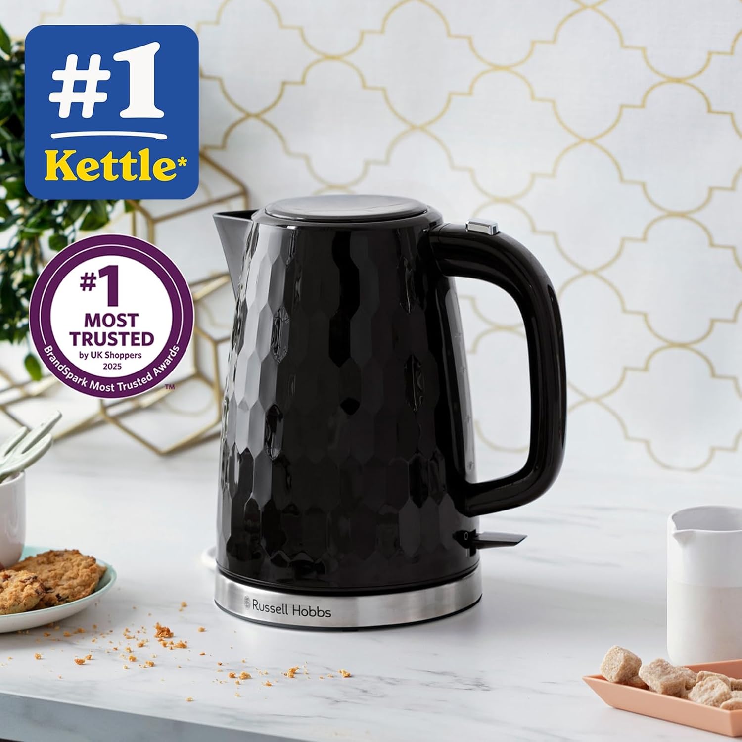 Russell Hobbs Russell Hobbs Honeycomb Electric 1.7L Cordless Kettle (Fast Boil 3KW, Black… thumbnail 2