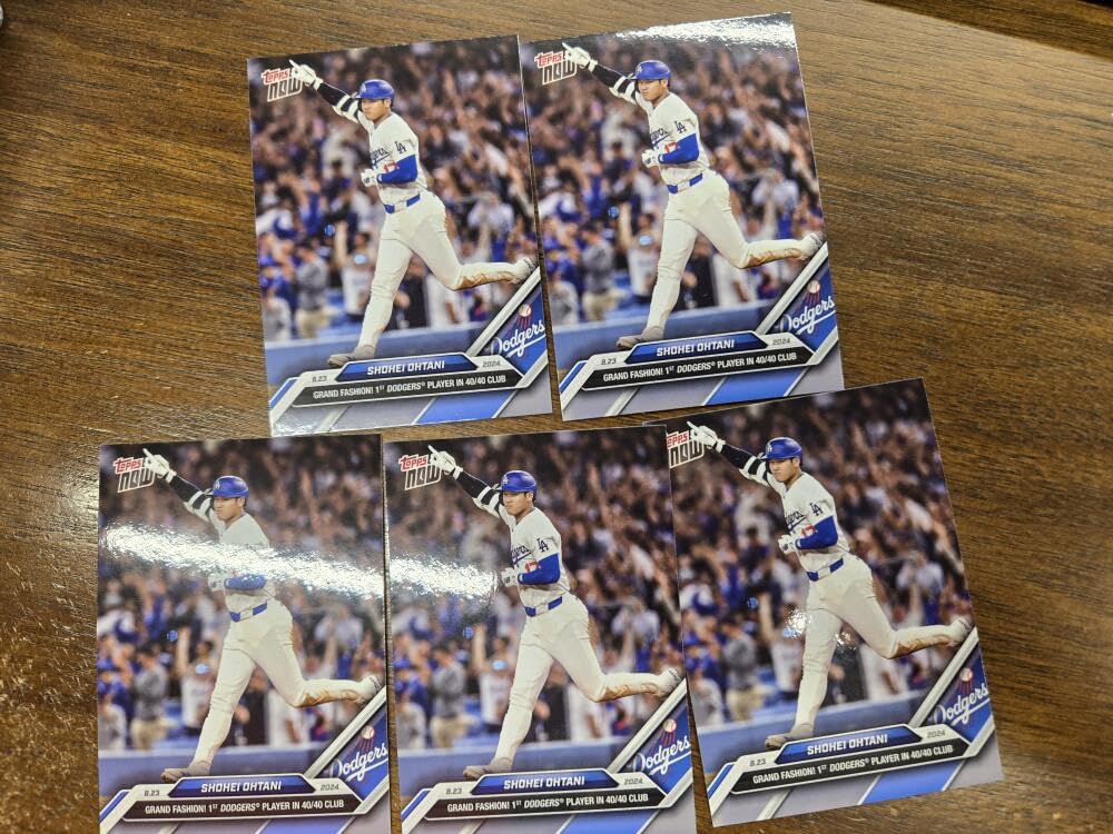Topps - 大谷翔平 2024 Topps Now 584SP 40/40 Club MLB Shohei Ohtani 40/40 Club 2024 MLB TOPPS NOW Card 584 In Hand