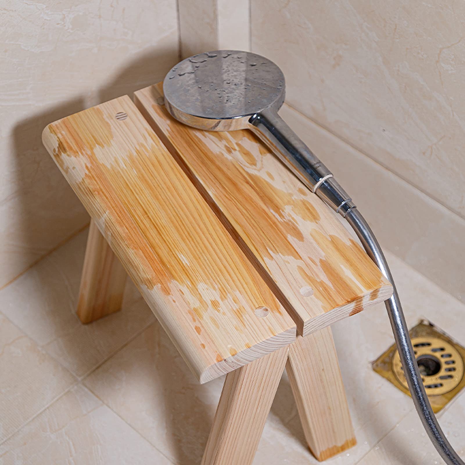 Siège de banc de douche sécurisant pour personnes âgées et soulagement du dos au bain