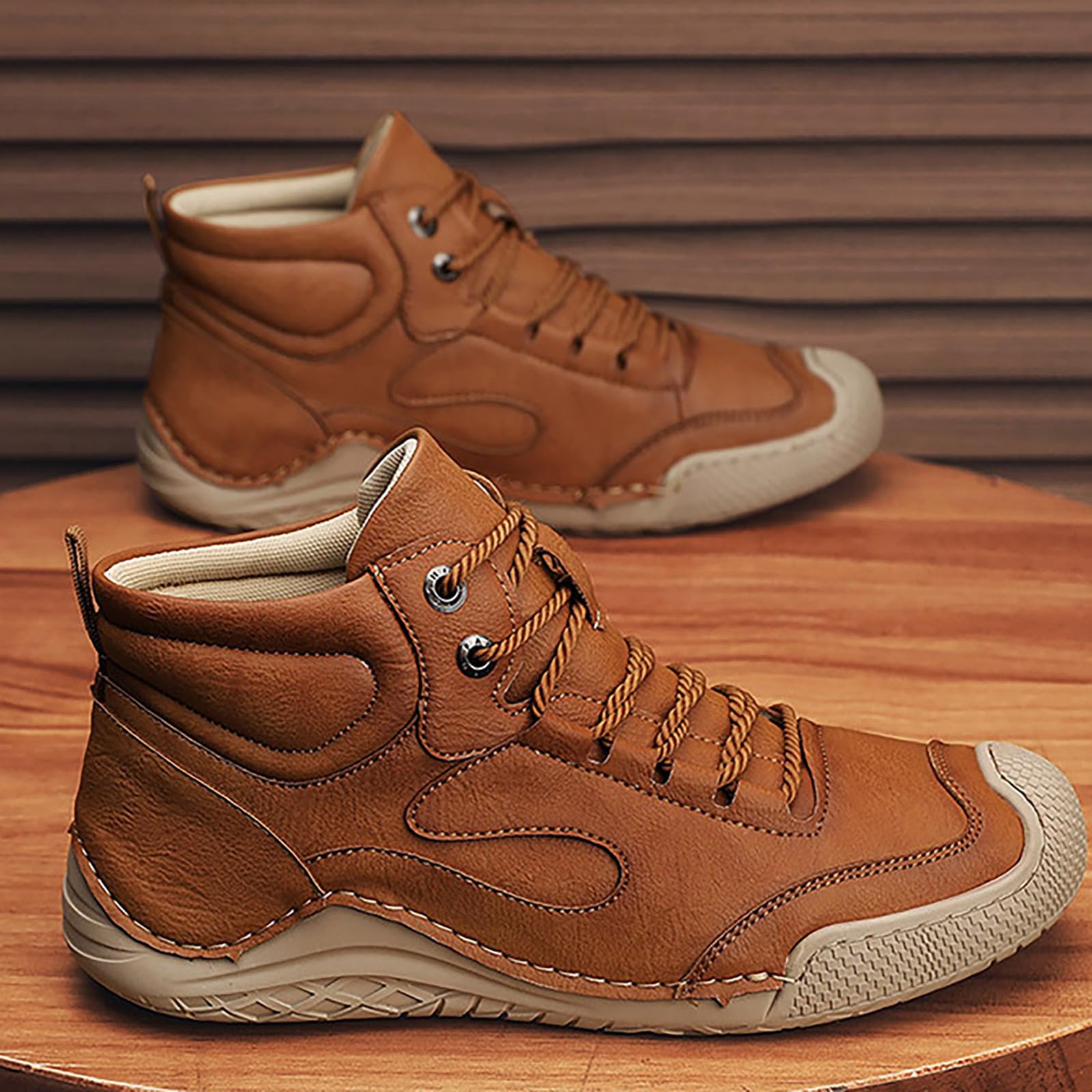 Scarpe da ginnastica da uomo casual alte in finta pelle stringate eleganti scarpe da passeggio quotidiane con puntale testurizzato