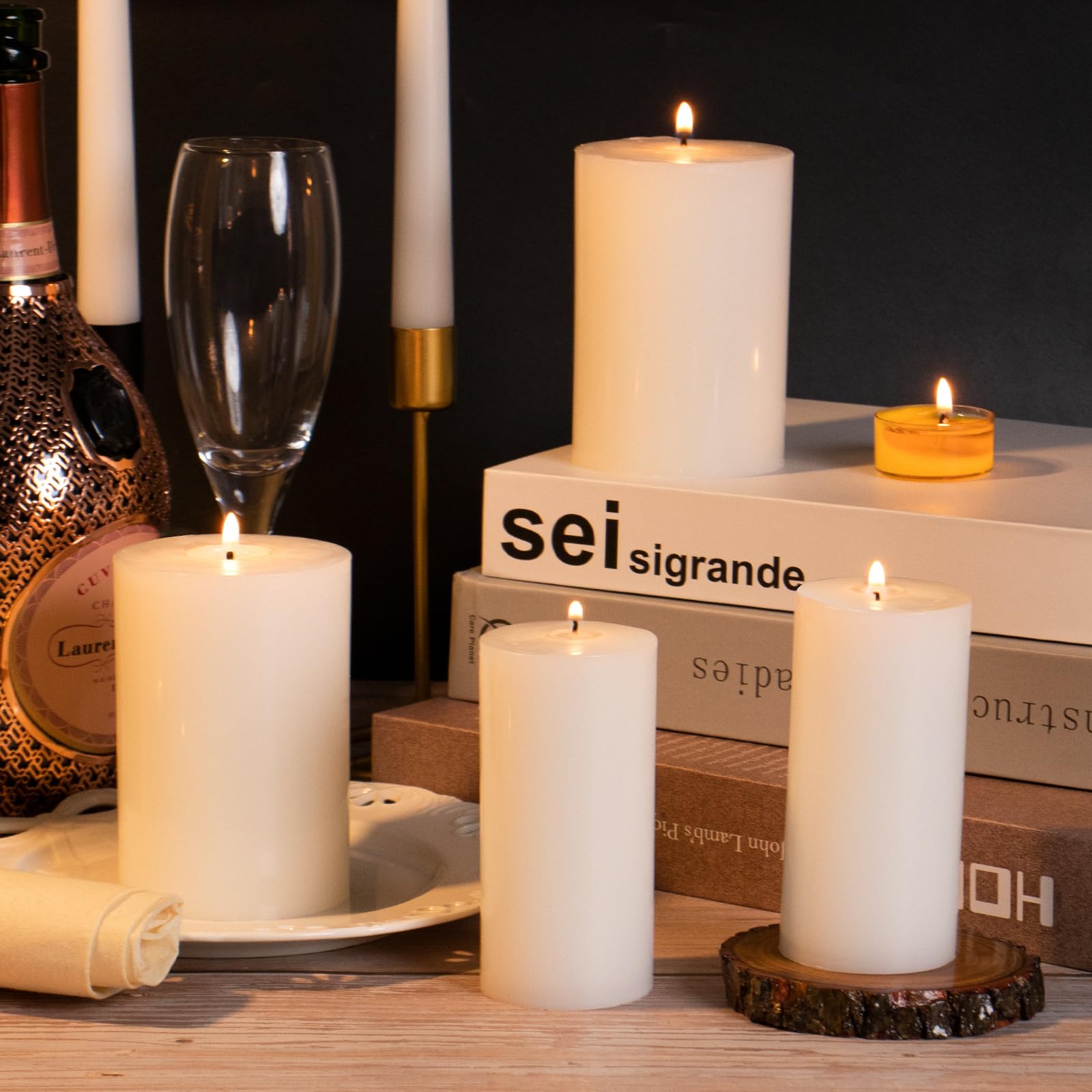 KAMMAK - Juego de 10 velas de pilar blancas de 2 x 4 pulgadas, velas sin perfume a granel, velas de combustión de 20 horas, sin humo y sin goteo para bodas, decoración del hogar, fiestas, spas, cenas