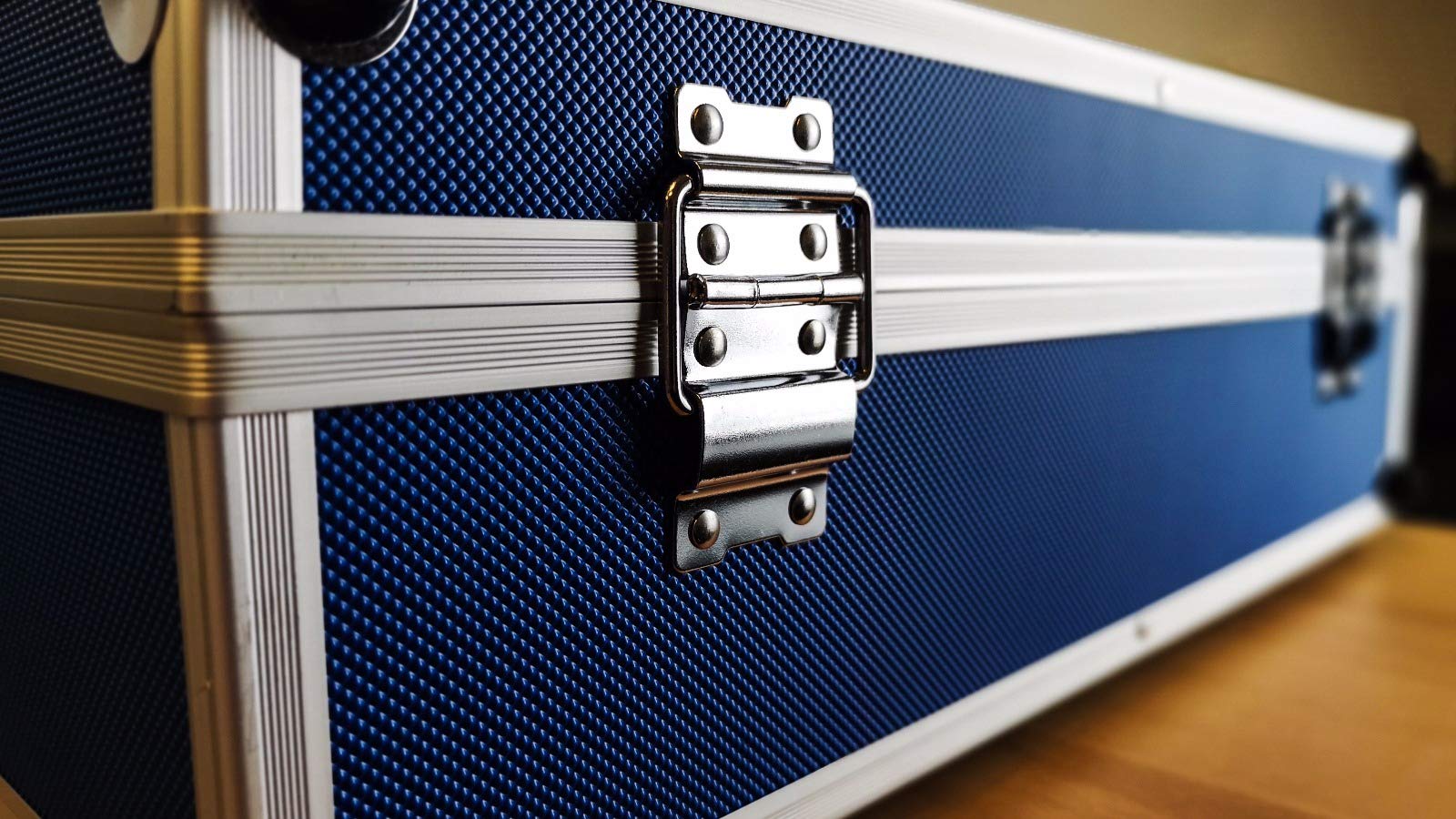 Walizka transportowa z aluminiową ramą na narzędzia, aparat, przyrządy pomiarowe, wyściółka piankowa, obciążenie 10 kg, 440 x 300 x 130 mm, niebieski, 440x300x130mm