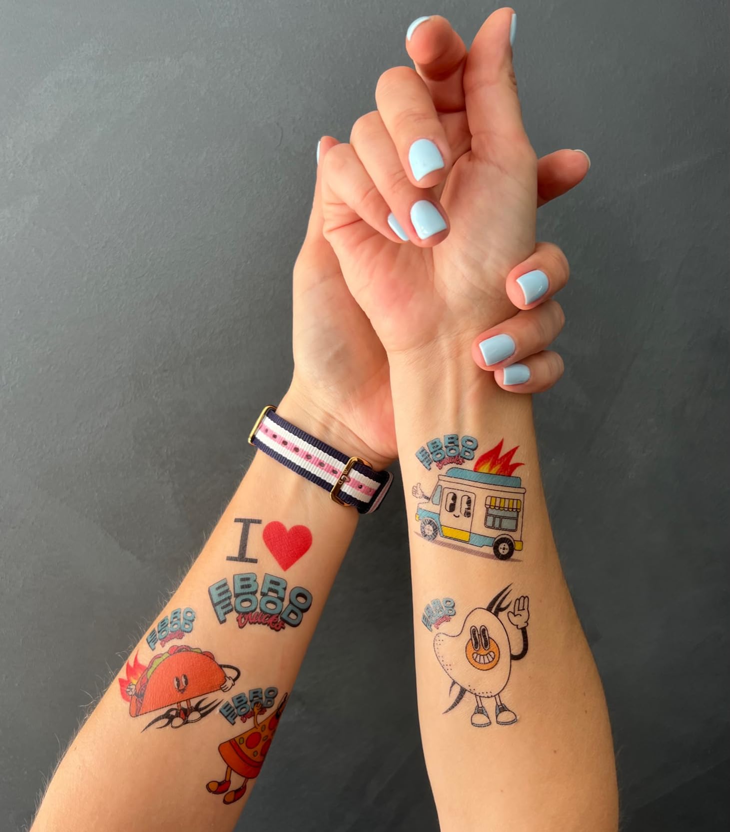 Uvimark - 50 Tatuajes temporales personalizados de 4x4 cm con el diseño o foto que quieras - Calcomanías para bodas, fiestas, cumpleaños - Calcamonías Personalizadas