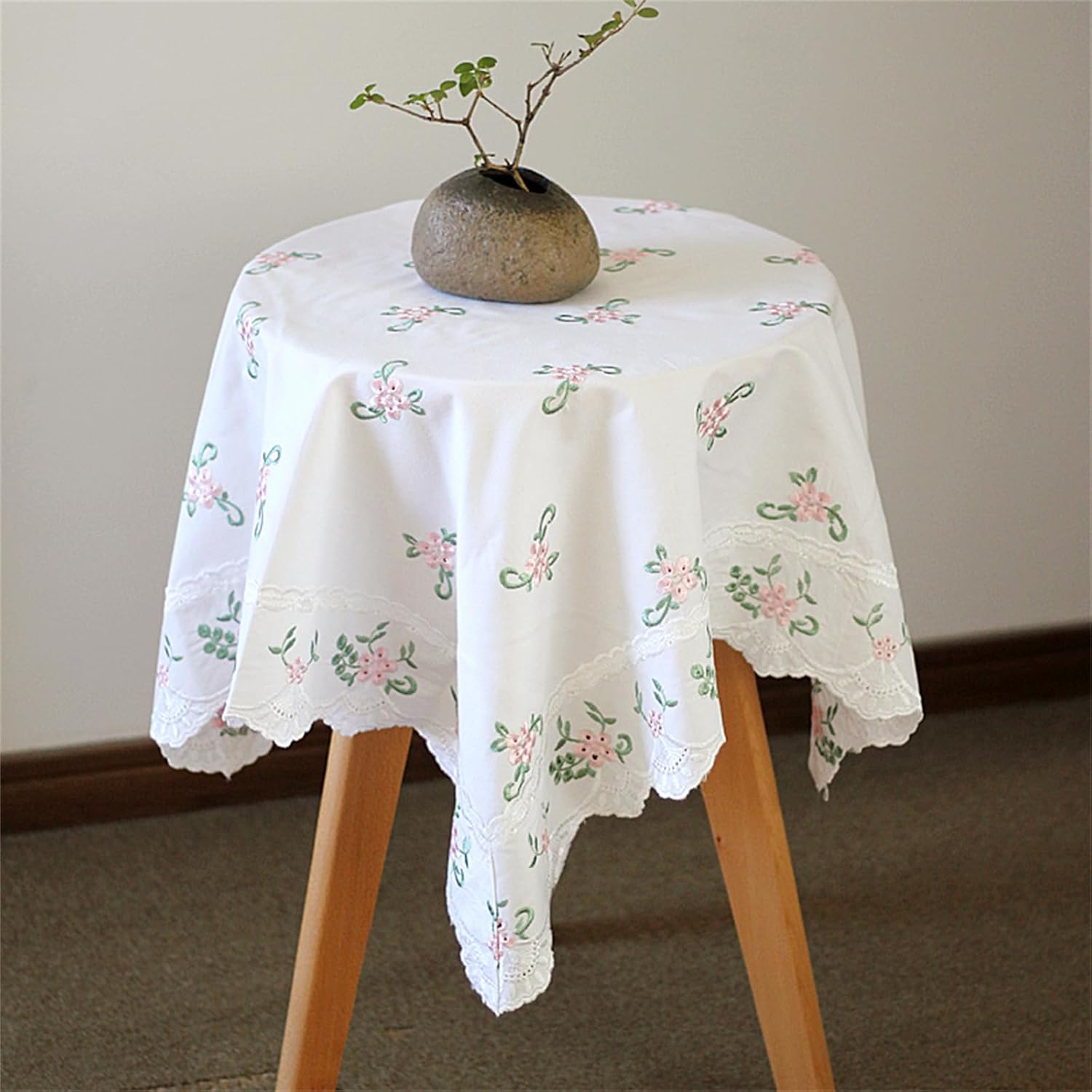 Utobanh 33 Inch x 33 Inch Flower Embroidered Small Square