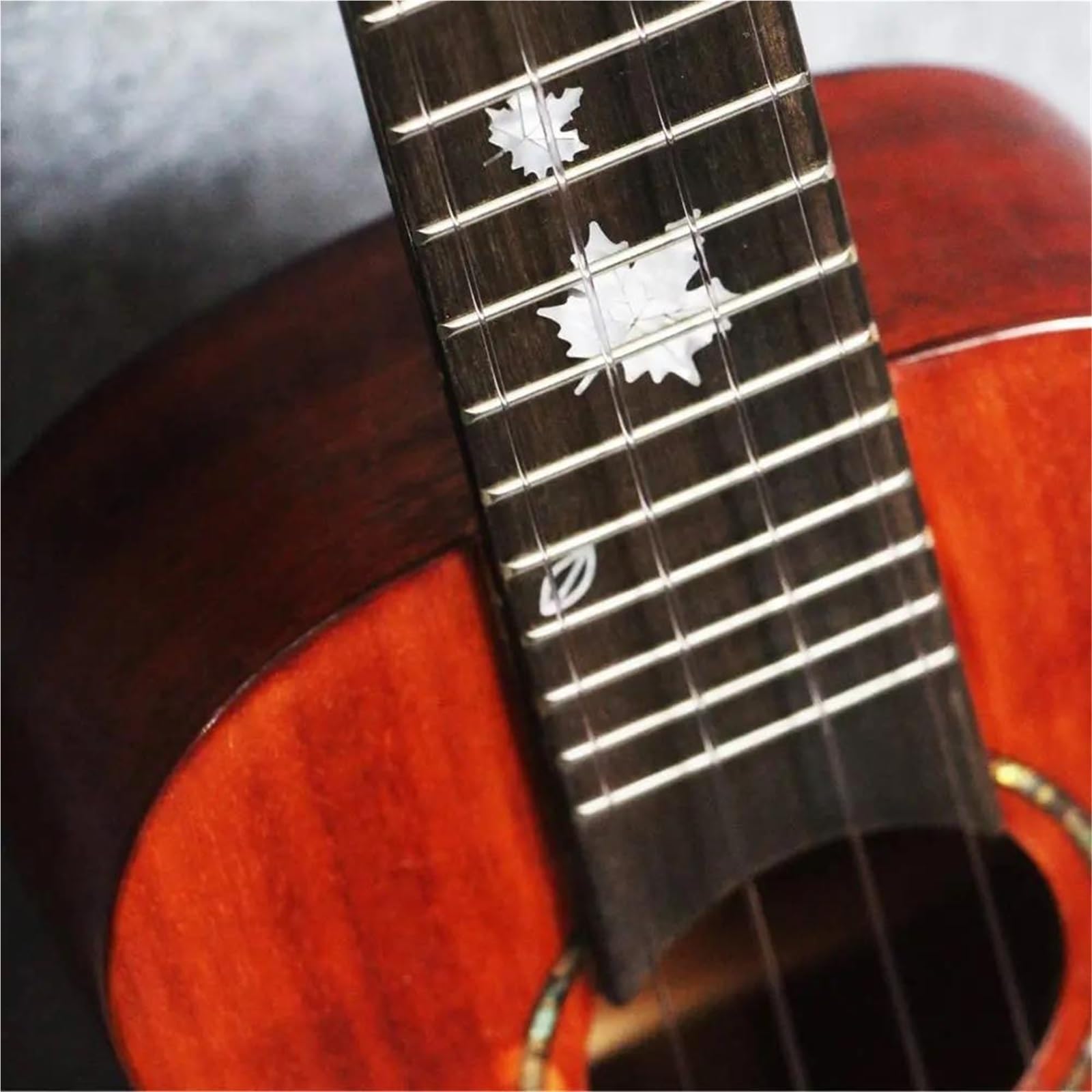Profesjonalna Ukulele Ukulele 23 Cale Lite Drewno Mahoniowe Połysk W Zestawie Pokrowiec Tuner Capo Pasek(A)